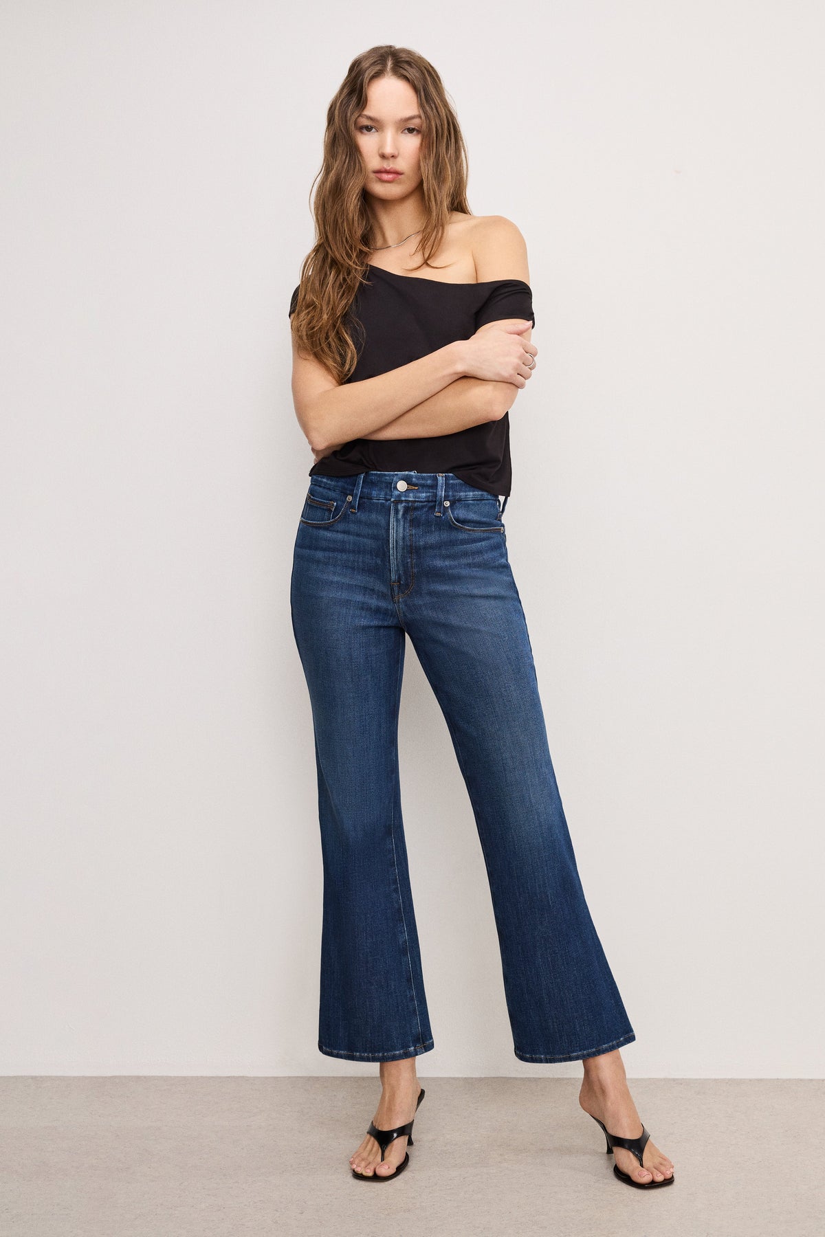 Luxury SOFT TECH GOOD LEGS CROPPED MINI BOOT JEANS INDIGO977