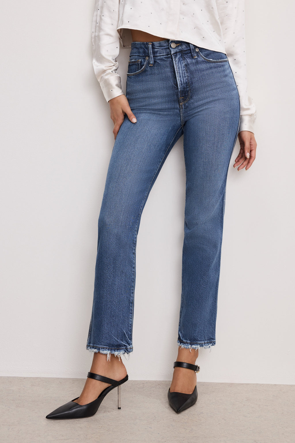 Luxury SOFT TECH GOOD CURVE STRAIGHT JEANS INDIGO737