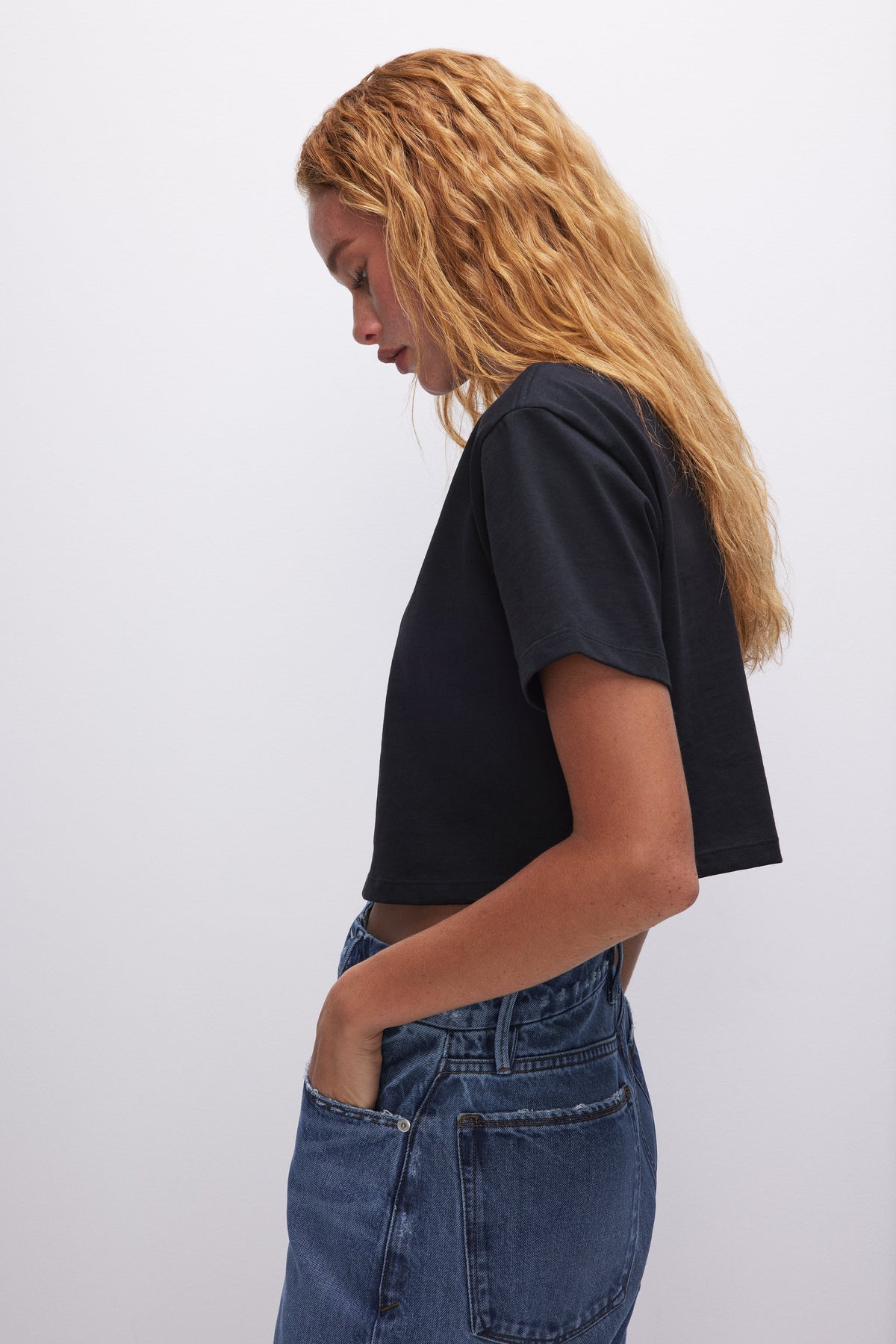 Luxury COTTON CROPPED TEE BLACK001