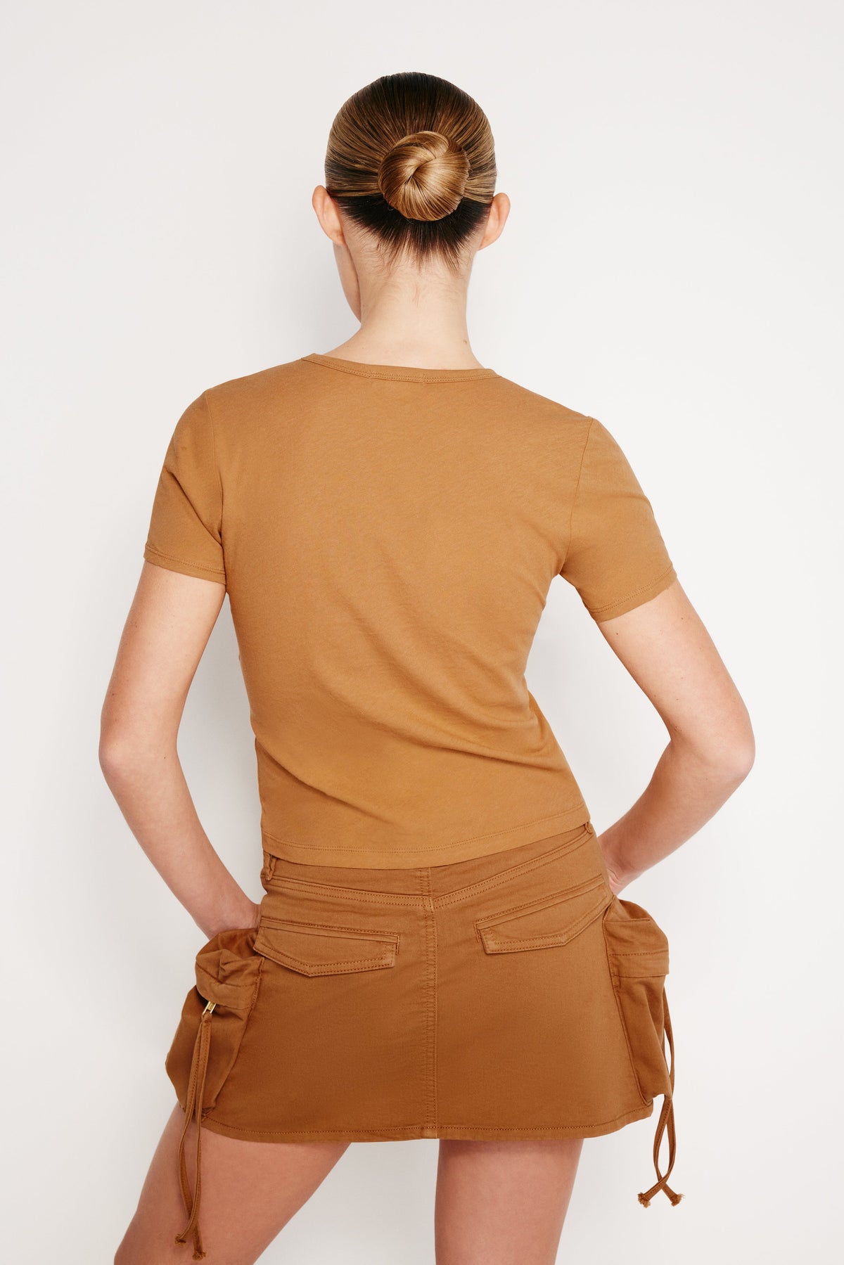 Luxury LIGHTWEIGHT SLIM COTTON TEE CANYON003