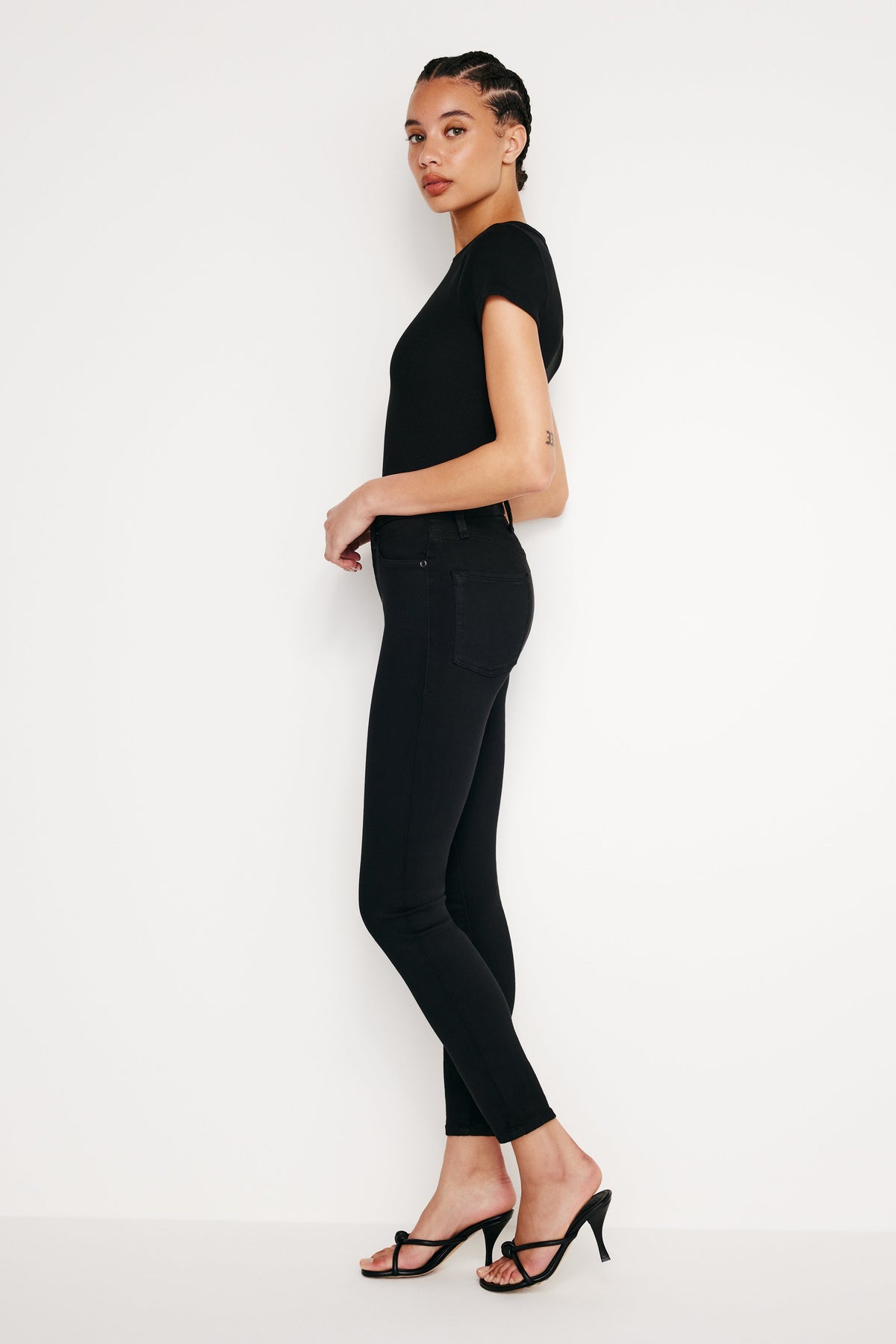 Luxury NEVER FADE GOOD LEGS SKINNY CROPPED JEANS BLACK