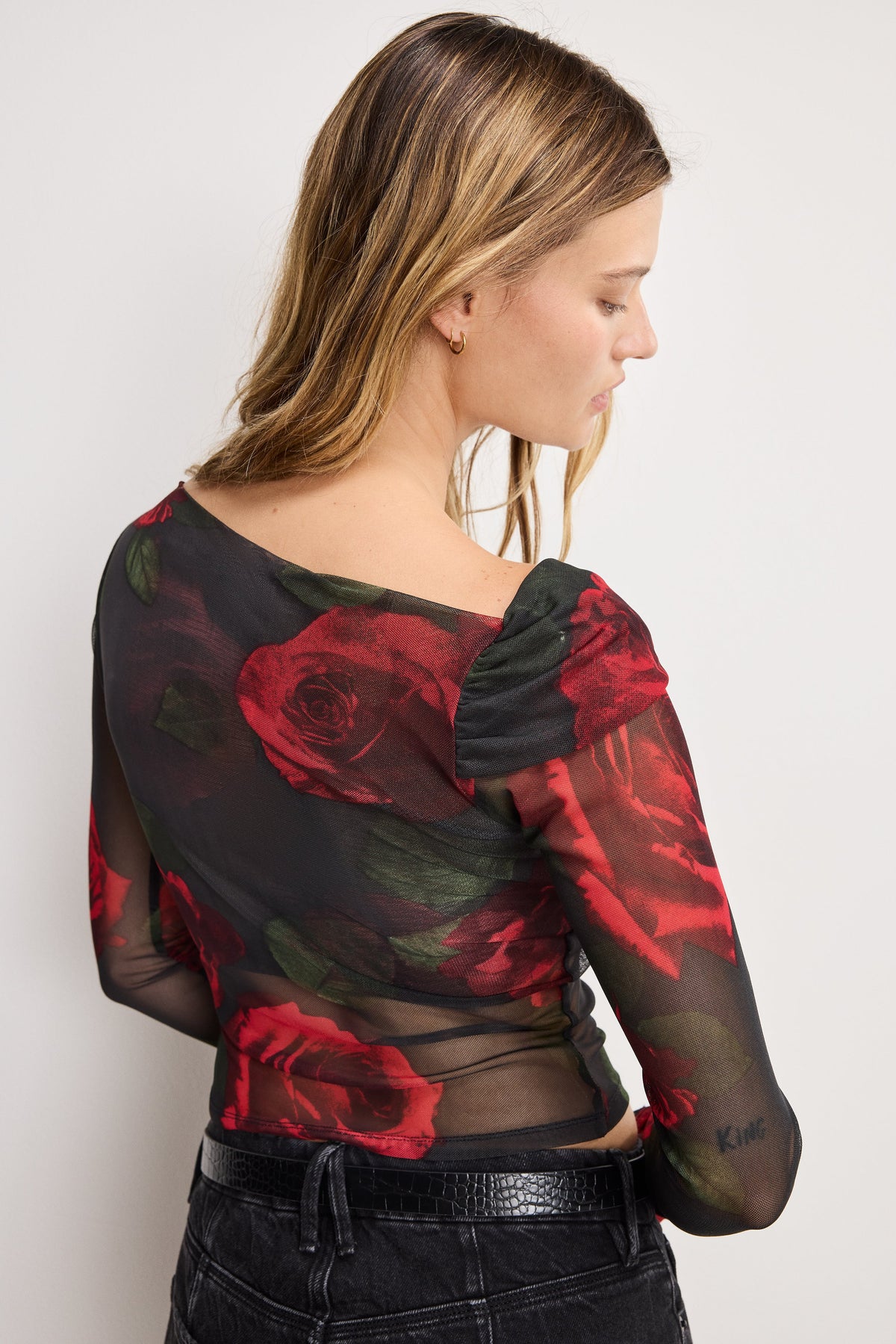 Luxury MESH RUCHED ASYMMETRIC TOP MOODY RED ROSES001