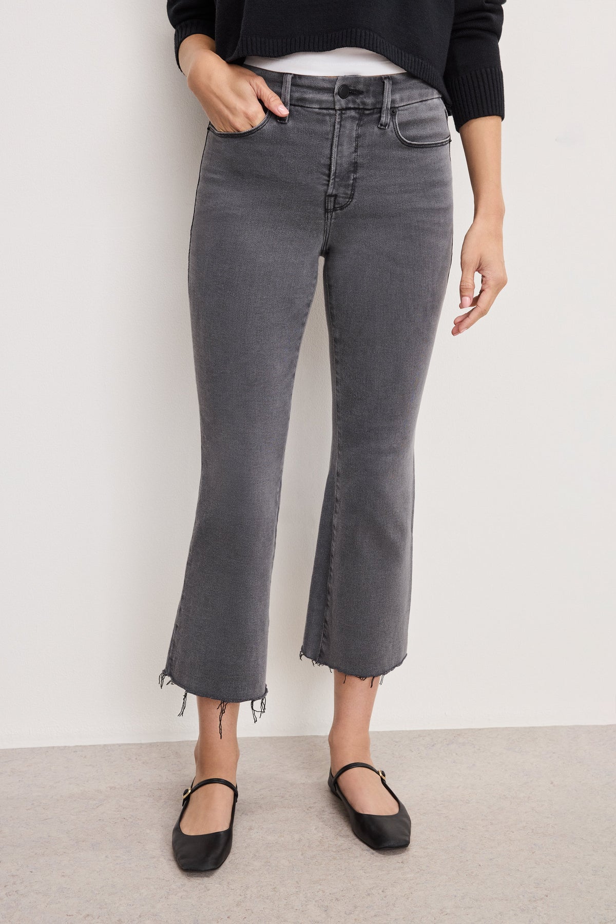 Luxury SOFT TECH GOOD LEGS CROPPED MINI BOOT JEANS BLACK405