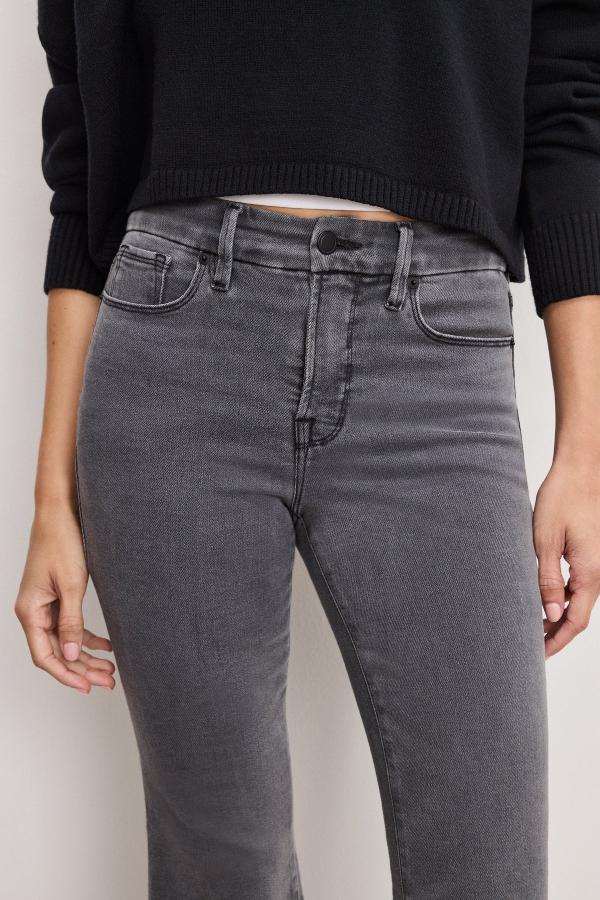 Luxury SOFT TECH GOOD LEGS CROPPED MINI BOOT JEANS BLACK405
