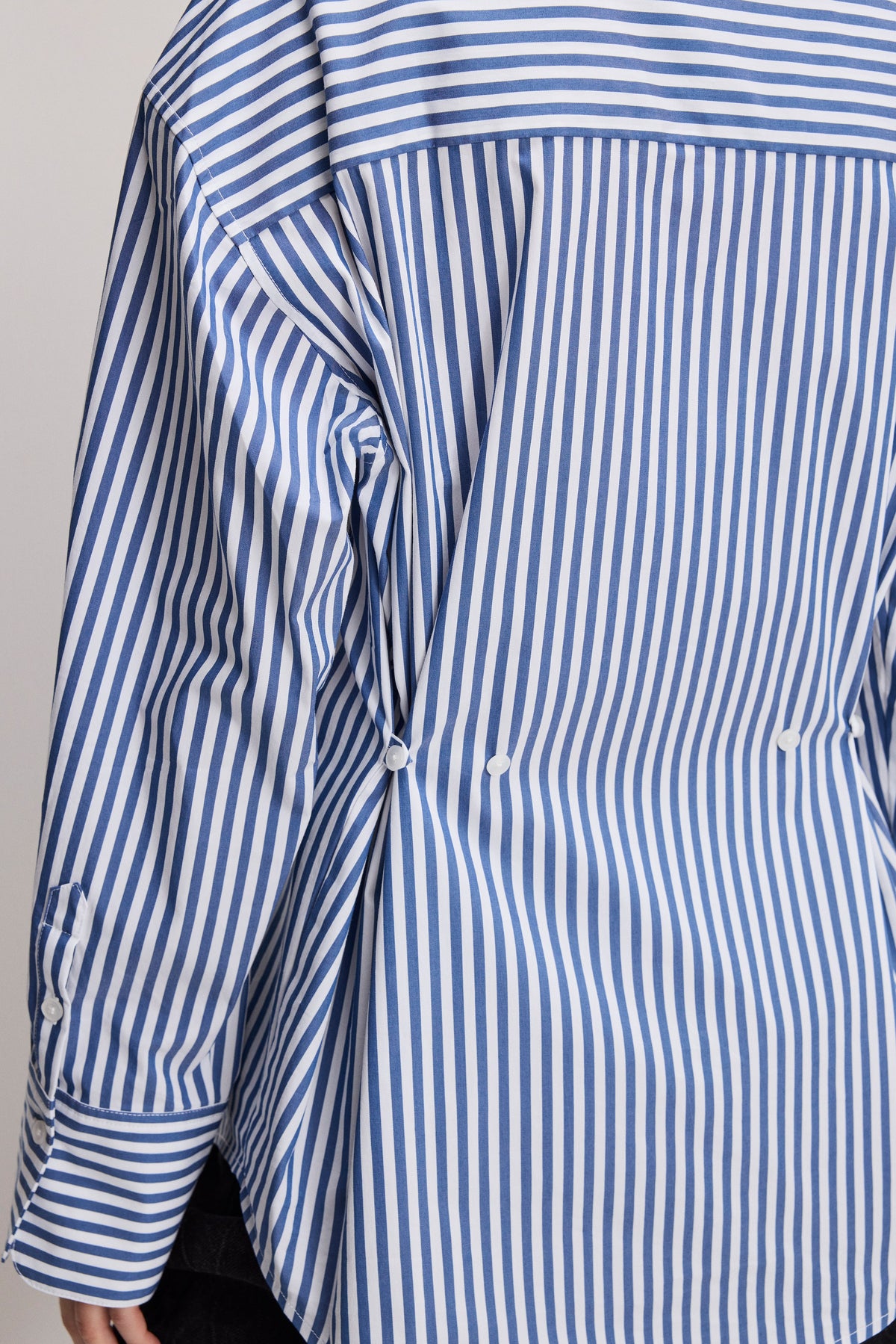 Luxury POPLIN OVERSIZED SHIRT W BUTTON ADJUSTABLE WAIST INDIGO STRIPE