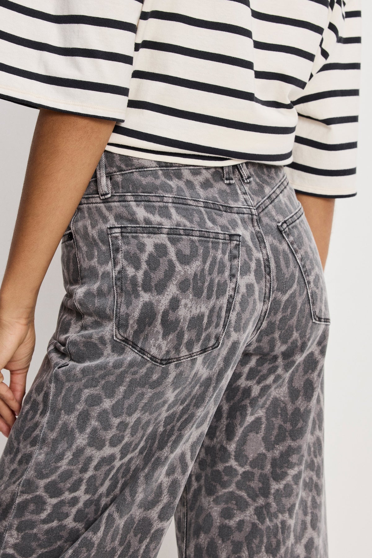 Luxury GOOD BARREL JEANS GREY LUCKY LEOPARD