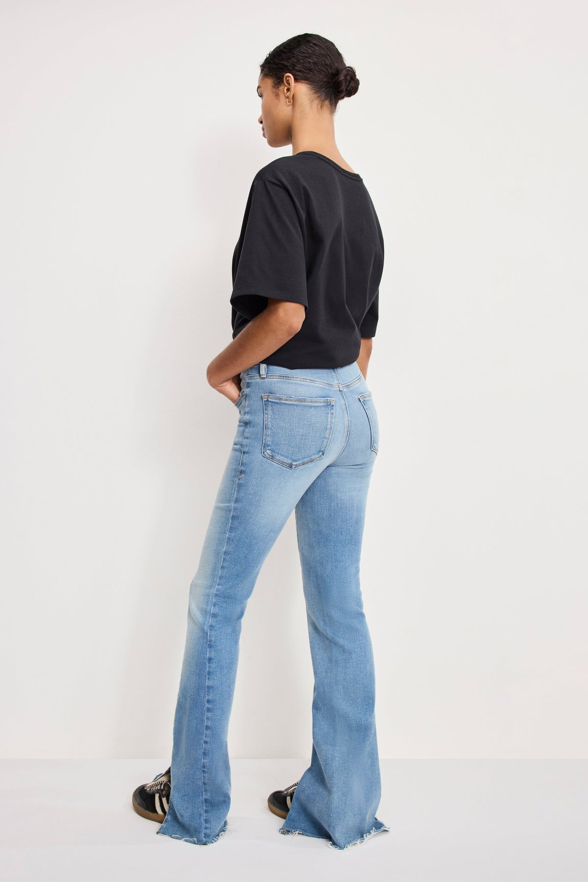 Luxury SOFT TECH GOOD LEGS FLARE JEANS INDIGO995