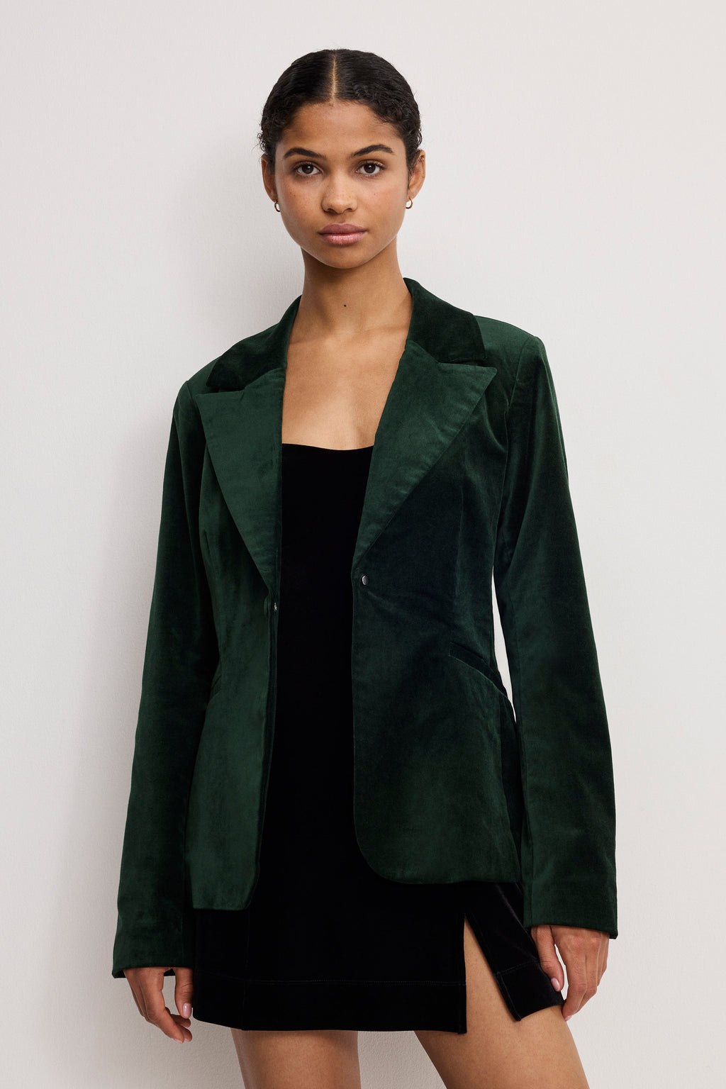 Luxury VELVET SCULPTED BLAZER PINE GREEN003