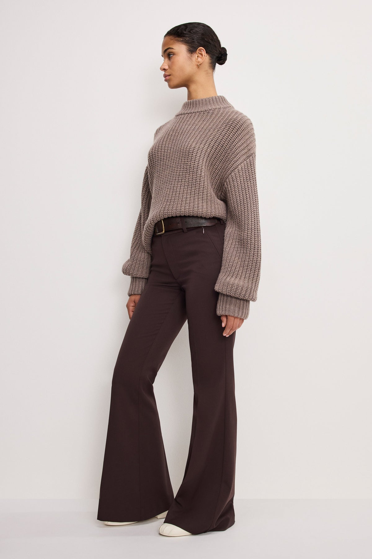 Luxury ESSENTIAL SUITING FLARE TROUSERS DARK CHOCOLATE