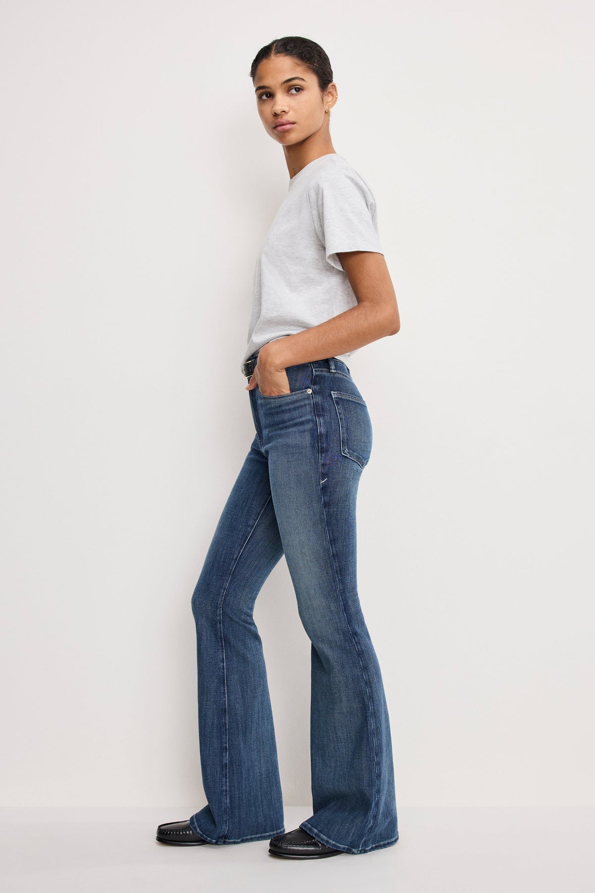 Luxury SOFT TECH GOOD LEGS FLARE JEANS INDIGO855