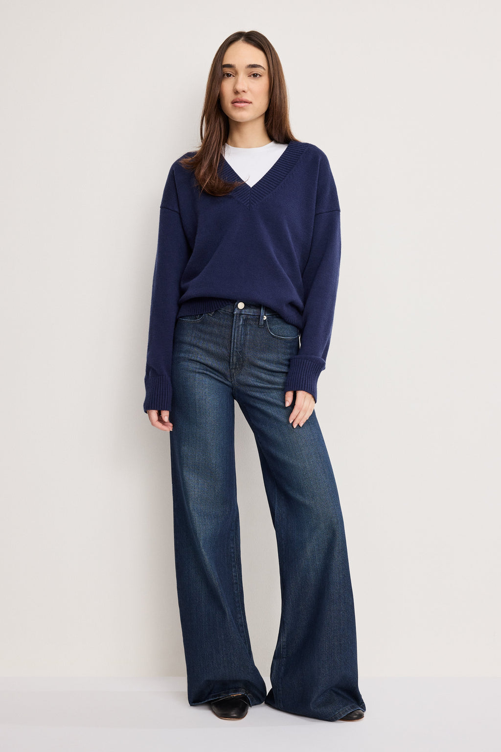 Luxury DEEP V KNIT SWEATER HORIZON INK