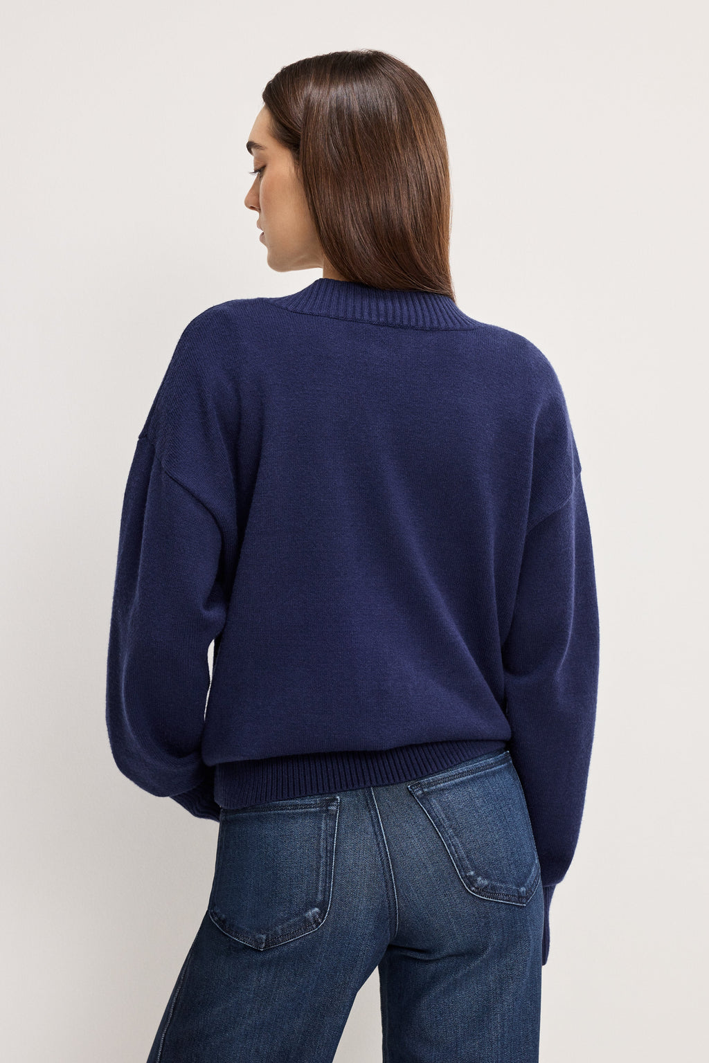 Luxury DEEP V KNIT SWEATER HORIZON INK