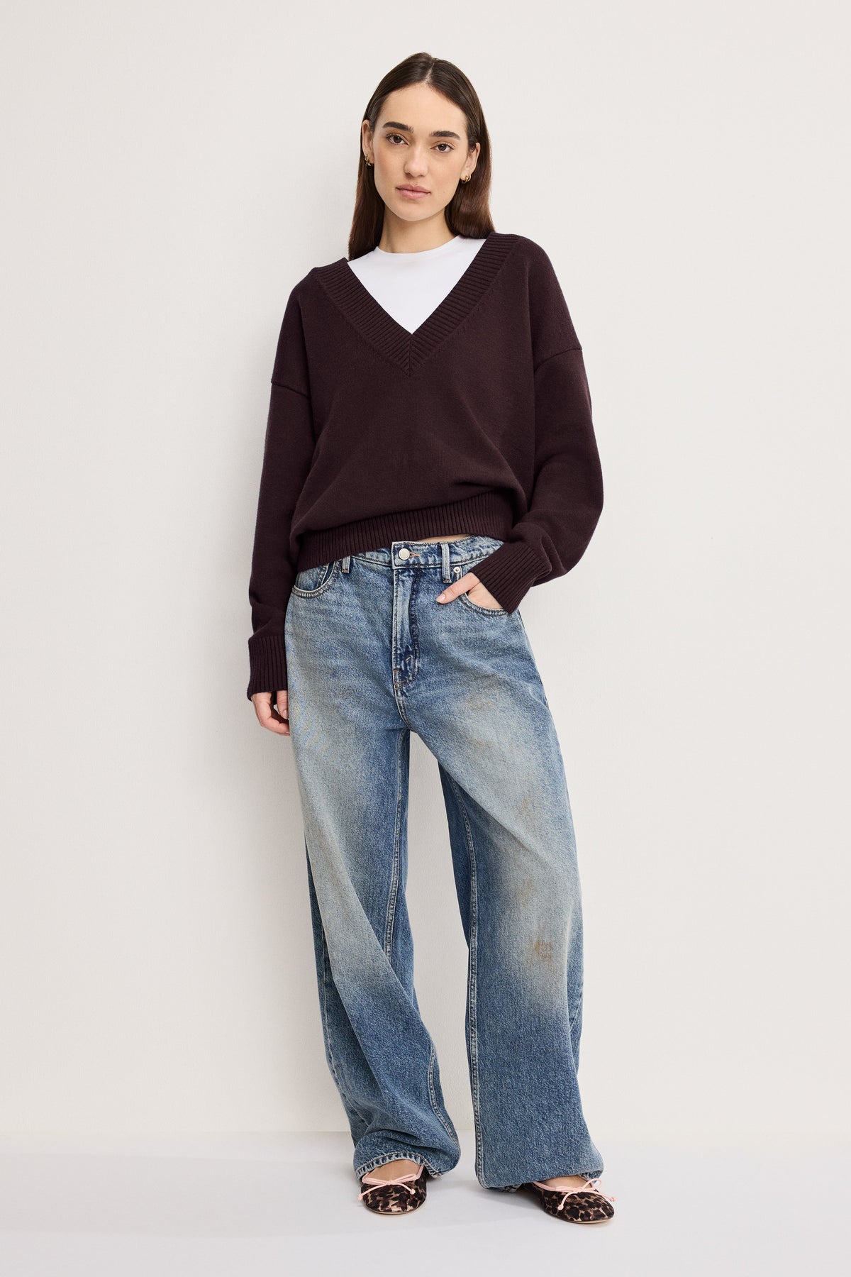 Luxury DEEP V KNIT SWEATER BARK003