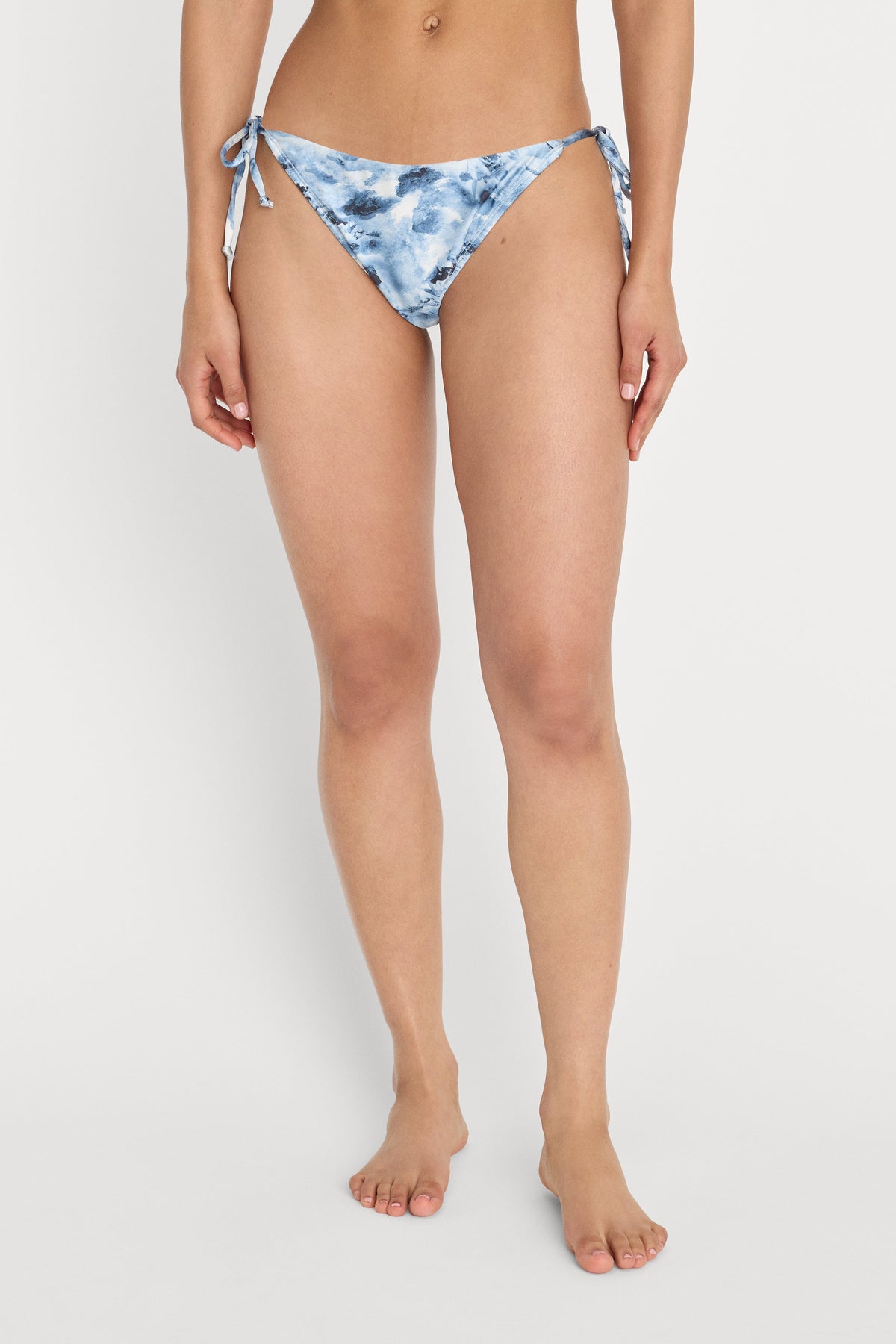 Luxury PRINT STRING BIKINI BOTTOM BLUE ANGEL PRINT