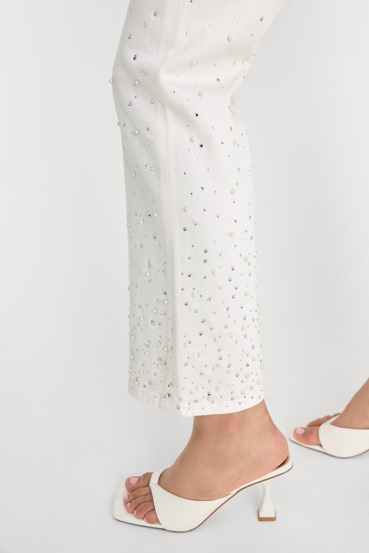 Luxury GOOD ICON STRAIGHT ANKLE PEARL JEANS WHITE001