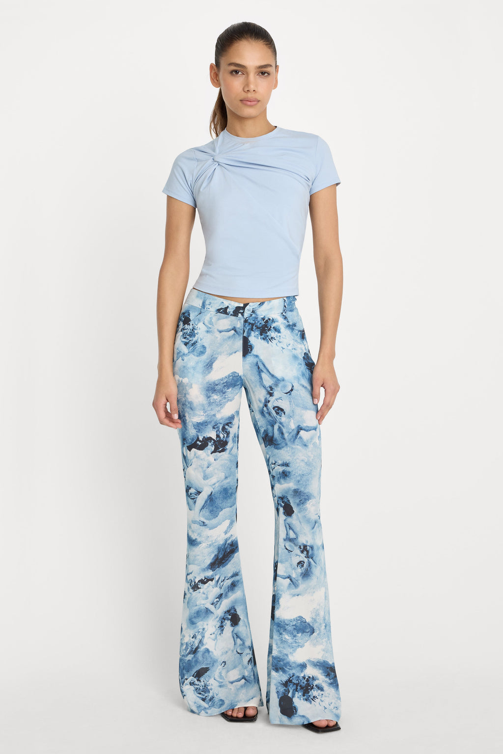 Luxury SUPER STRETCH TWIST TEE SKY