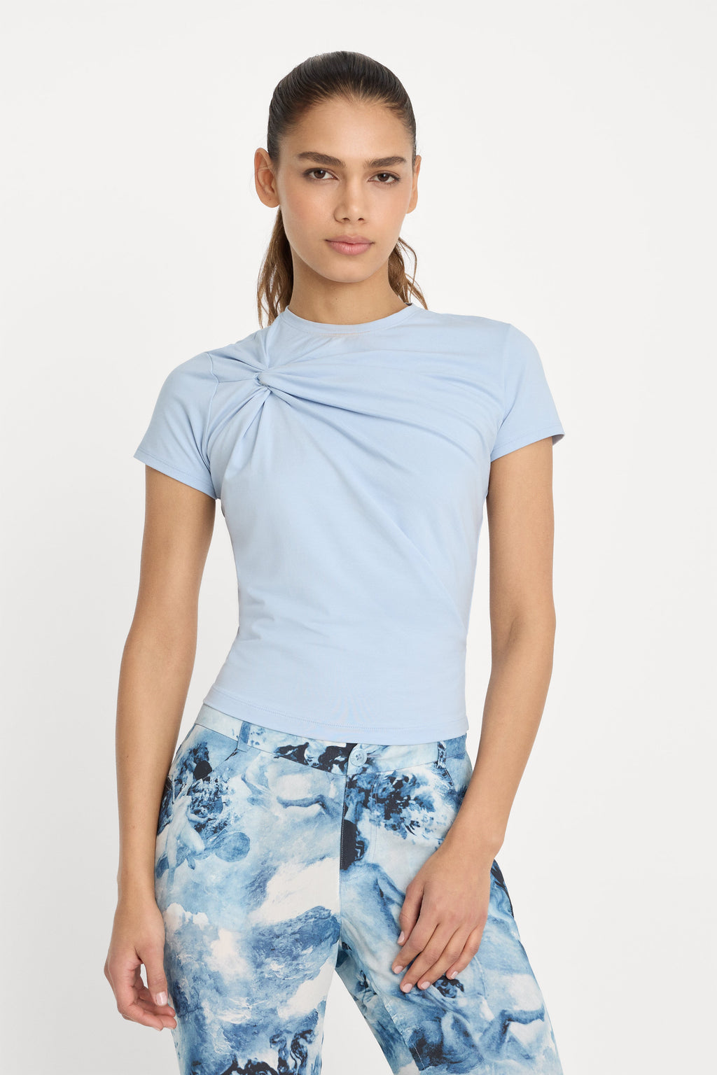 Luxury SUPER STRETCH TWIST TEE SKY