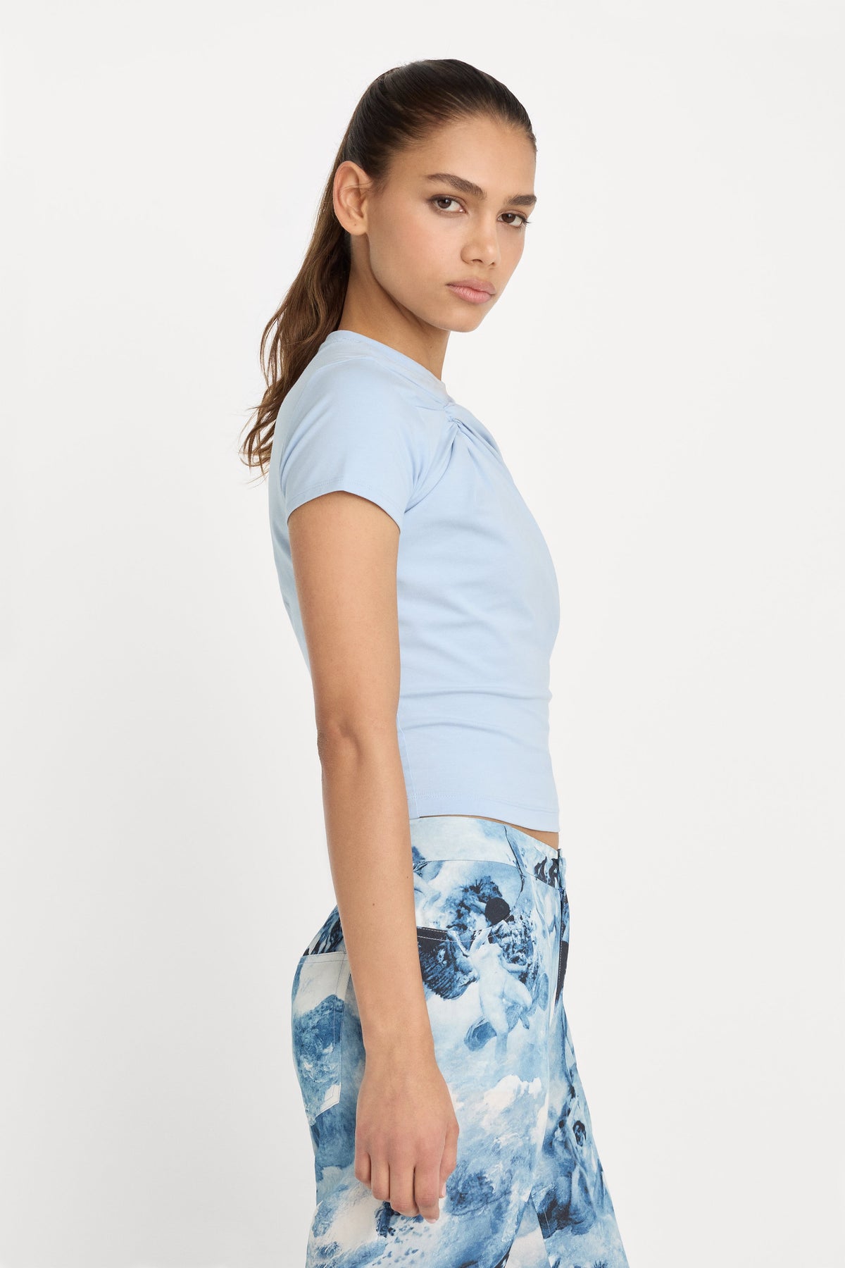Luxury SUPER STRETCH TWIST TEE SKY