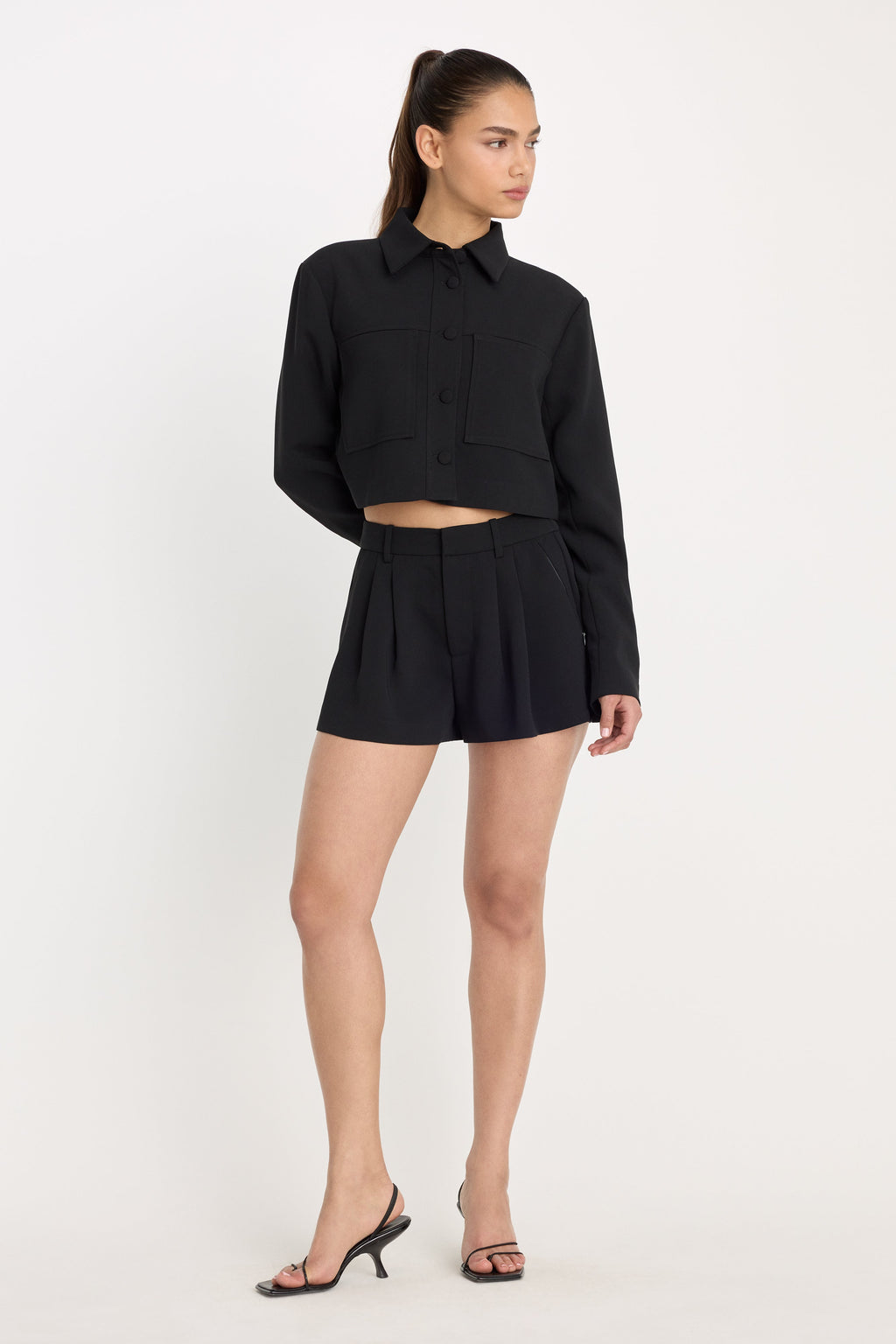 Luxury LUXE SUITING TROUSER SHORT BLACK001