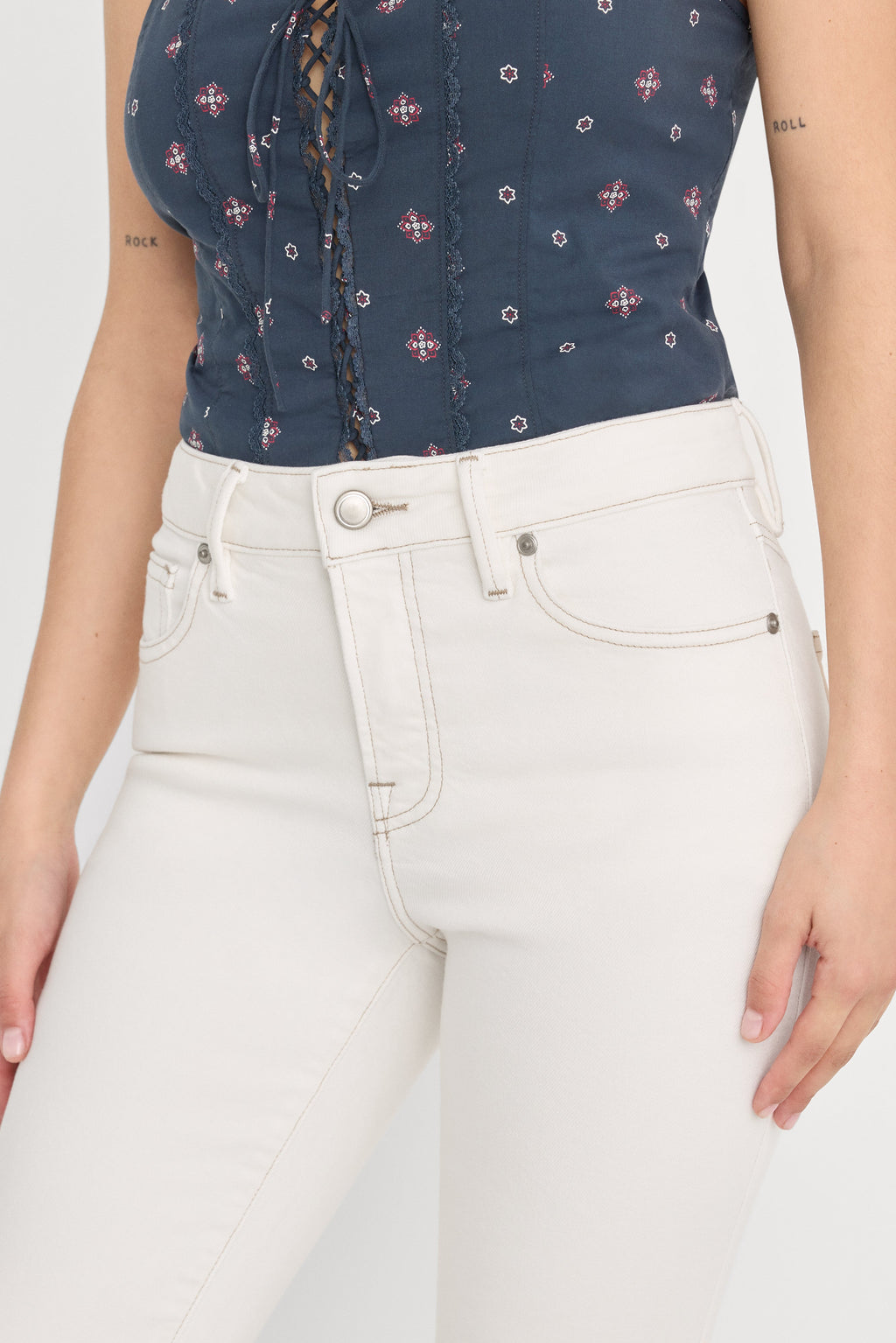 Luxury DOLLY JOLEANS PETITE FLARE JEANS VINTAGE WHITE