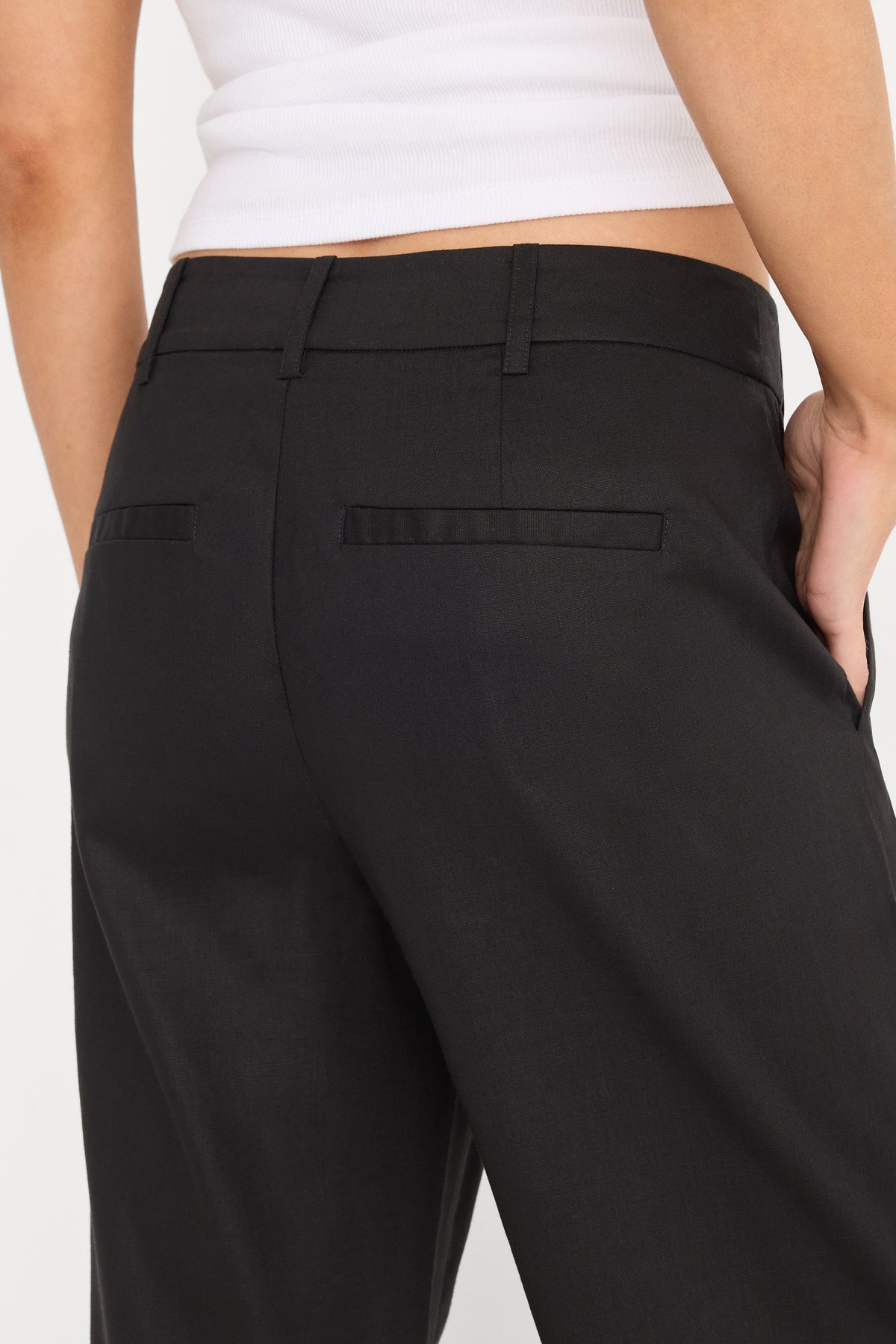 Luxury THE WIDE LEG LINEN TROUSER BLACK