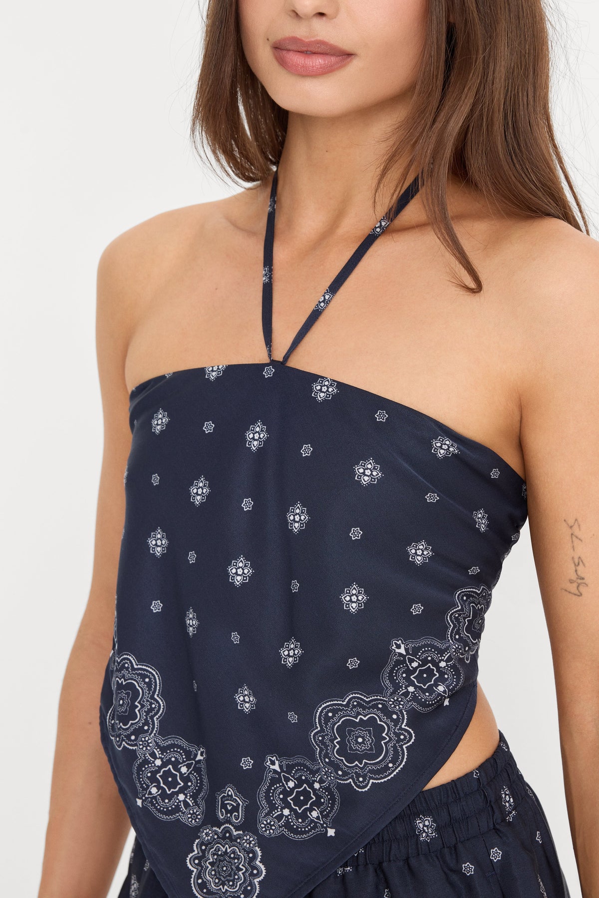 Luxury THE RECESS TOP BANDANA