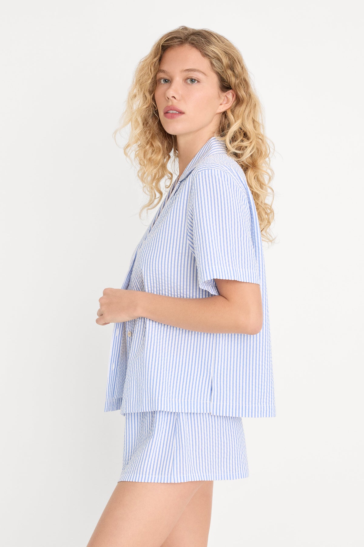 Luxury THE SEERSUCKER CAMP SHIRT BLUE STRIPE