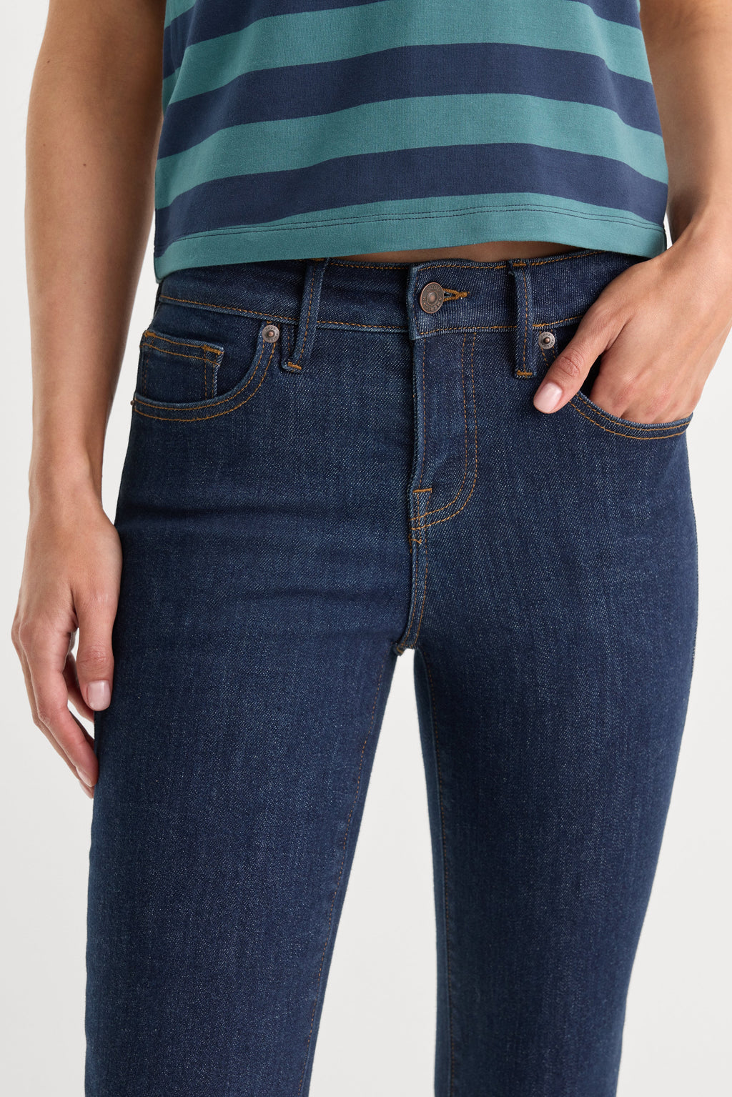 Luxury GOOD LOW RISE BOOTCUT JEANS INDIGO1231
