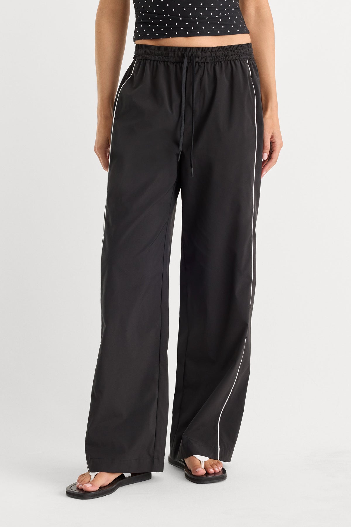 Luxury THE SPORT PANT BLACK