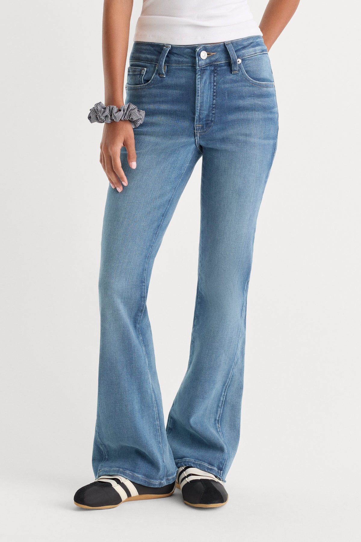 Luxury SOFT TECH GOOD PETITE BOOTCUT JEANS INDIGO1238