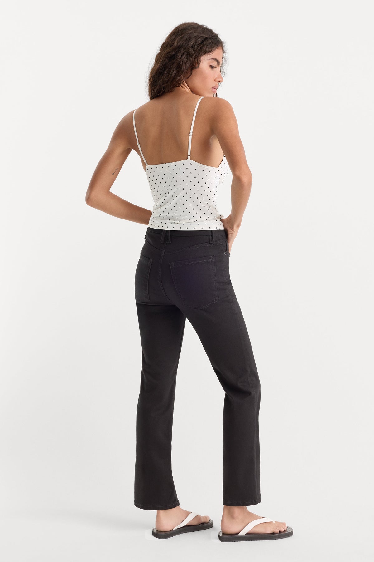 Luxury NEVER FADE GOOD PETITE STRAIGHT JEANS BLACK