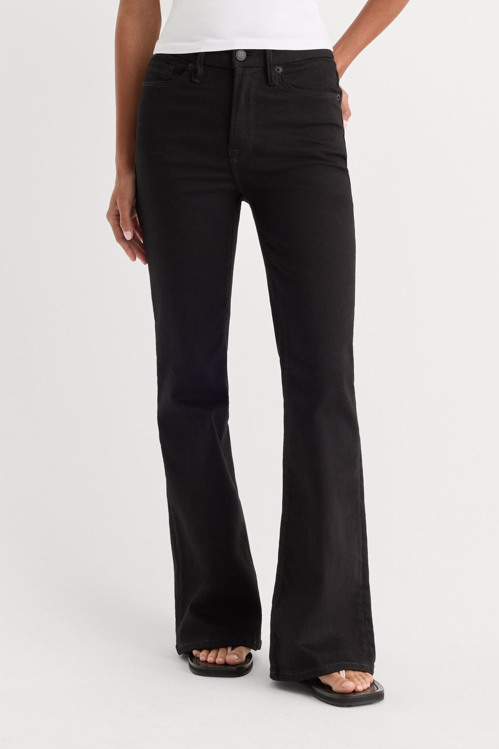 Luxury NEVER FADE GOOD PETITE FLARE JEANS BLACK
