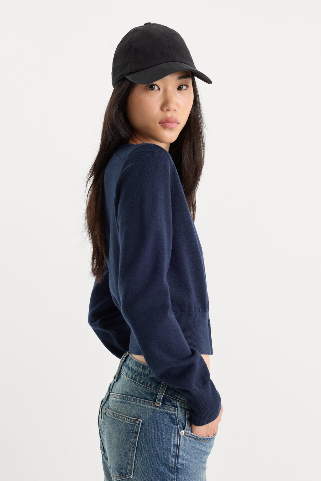 Luxury THE FINE KNIT CARDIGAN NEW NAVY