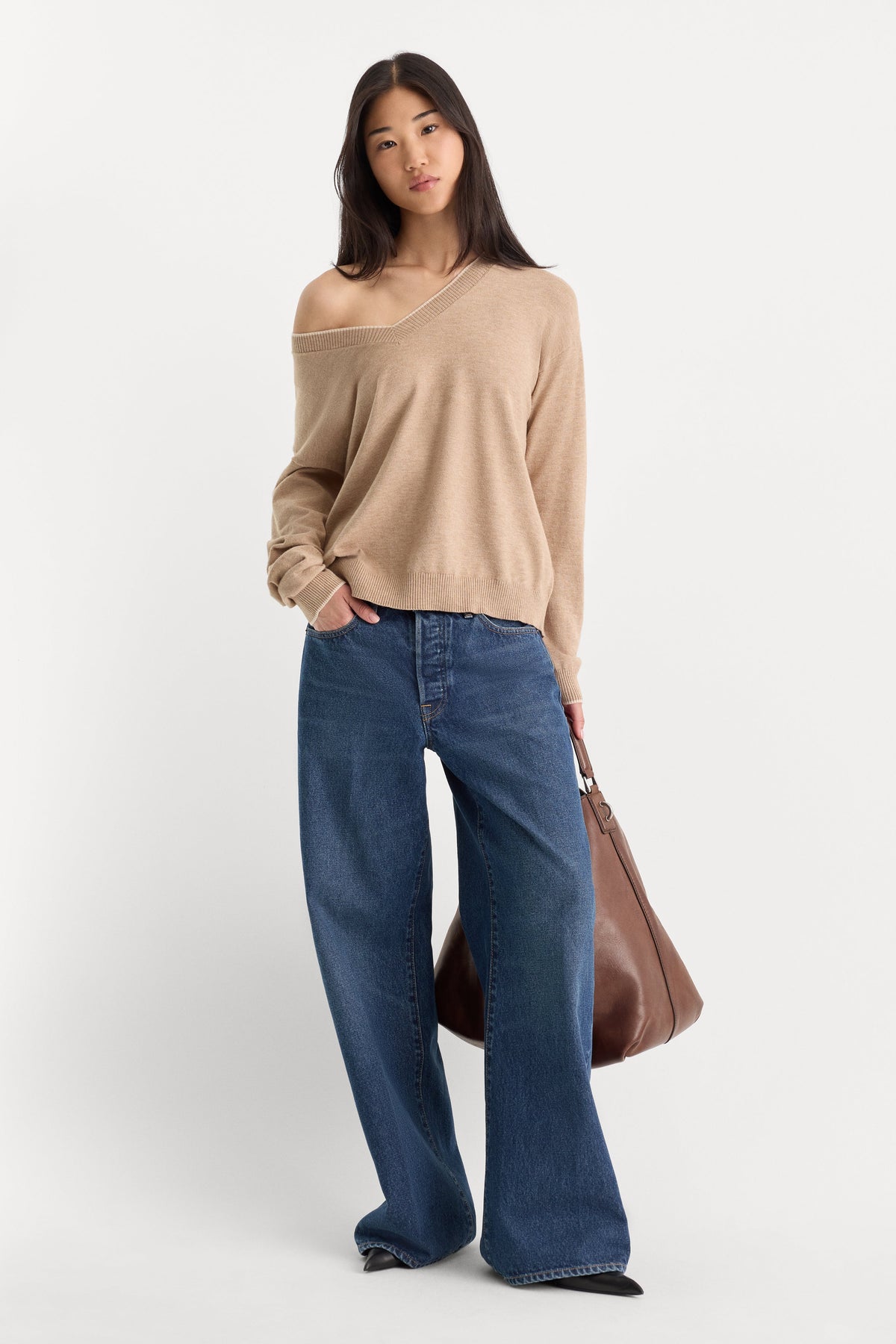 Luxury THE COZY V NECK SWEATER DUNE MIST