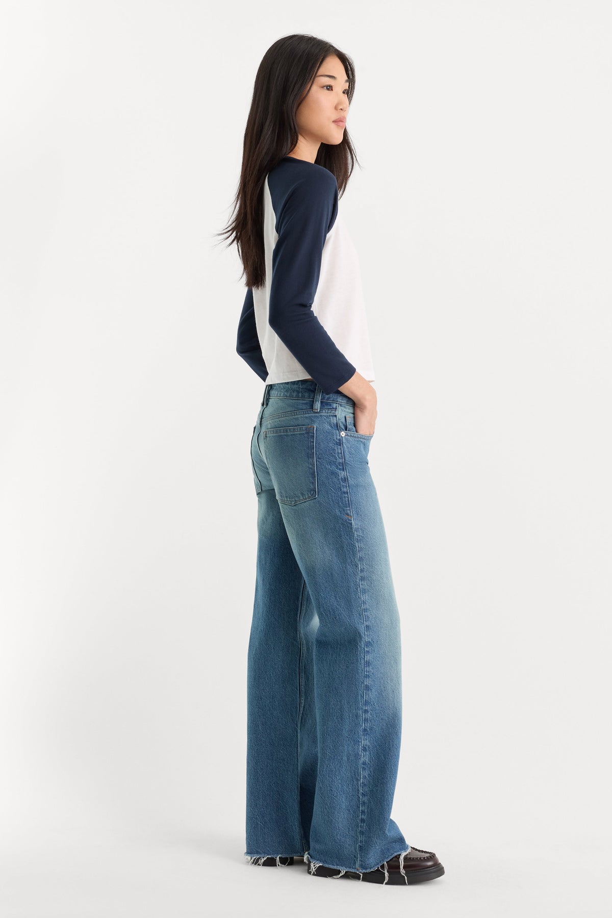 Luxury VINTAGE LOW LOOSE JEANS TROUBLED WATER