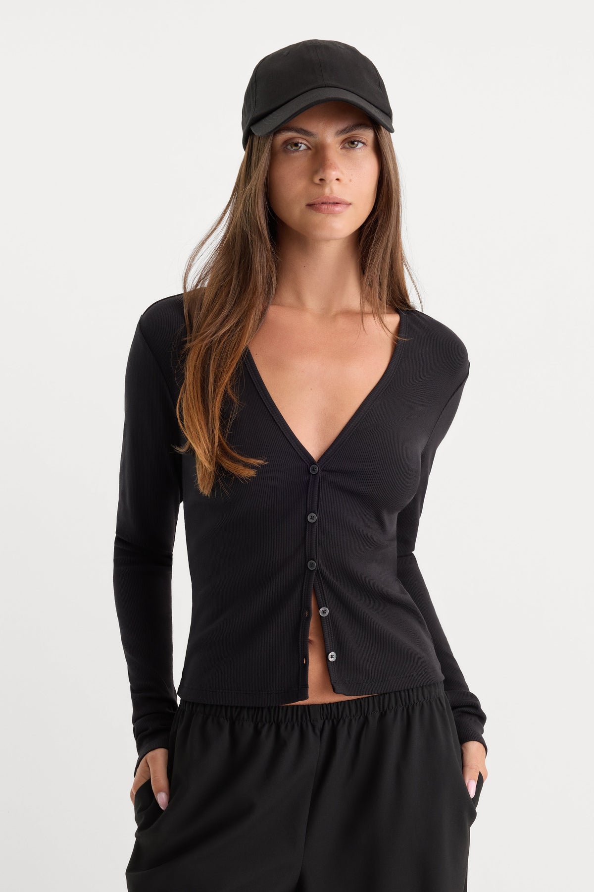 Luxury THE RIB V NECK CARDIGAN BLACK