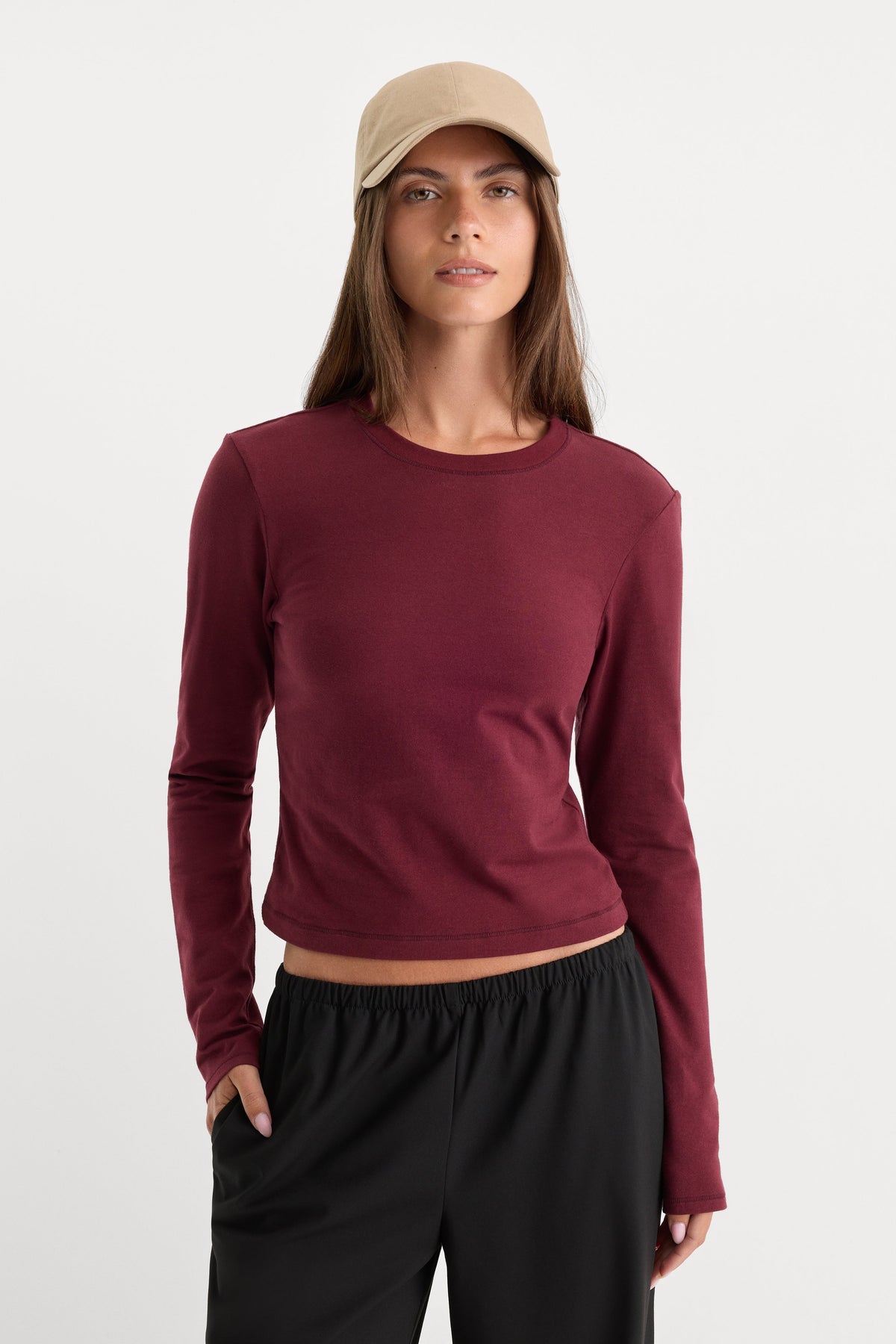 Luxury THE LONG SLEEVE BABY TEE BERRY NOIR