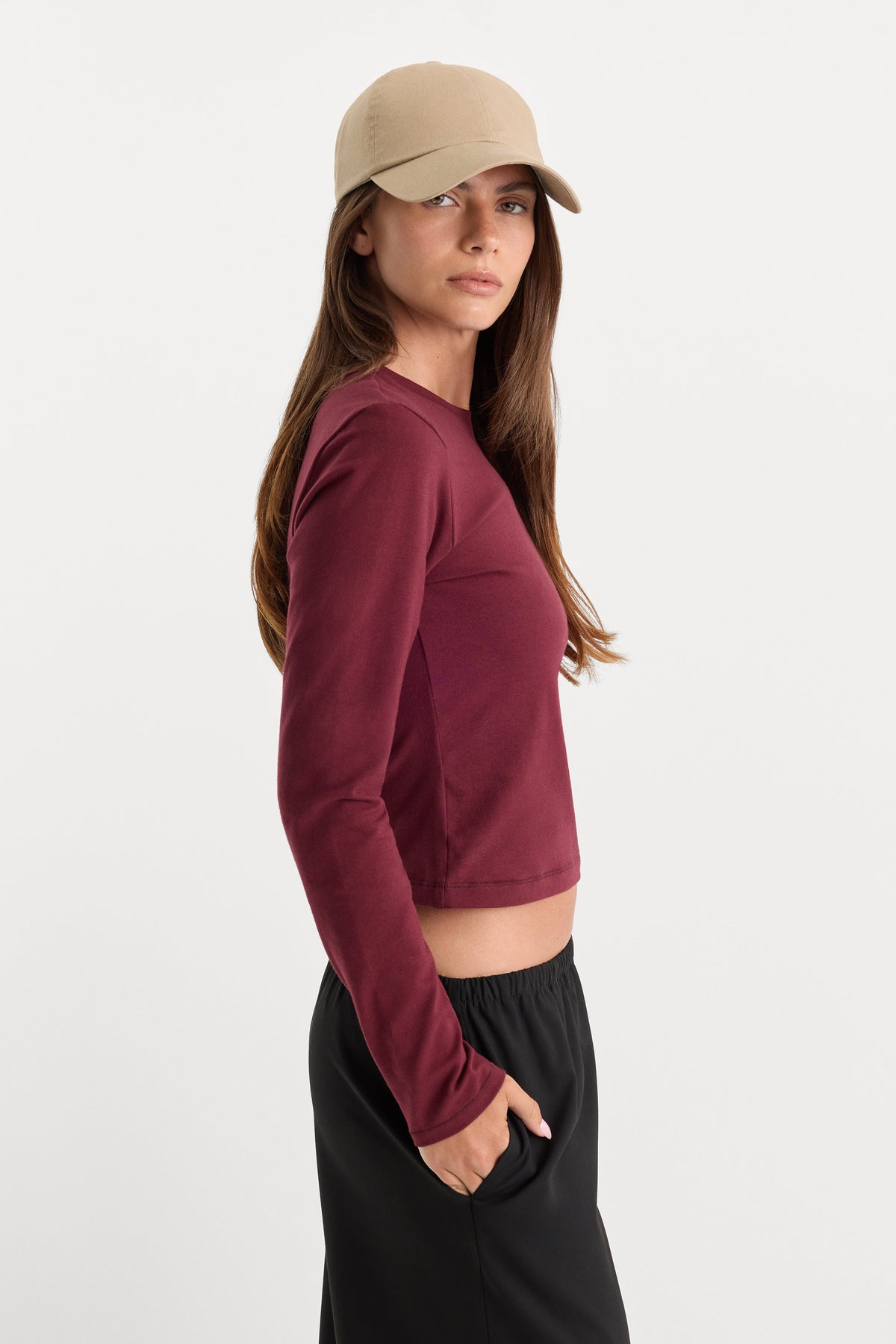 Luxury THE LONG SLEEVE BABY TEE BERRY NOIR