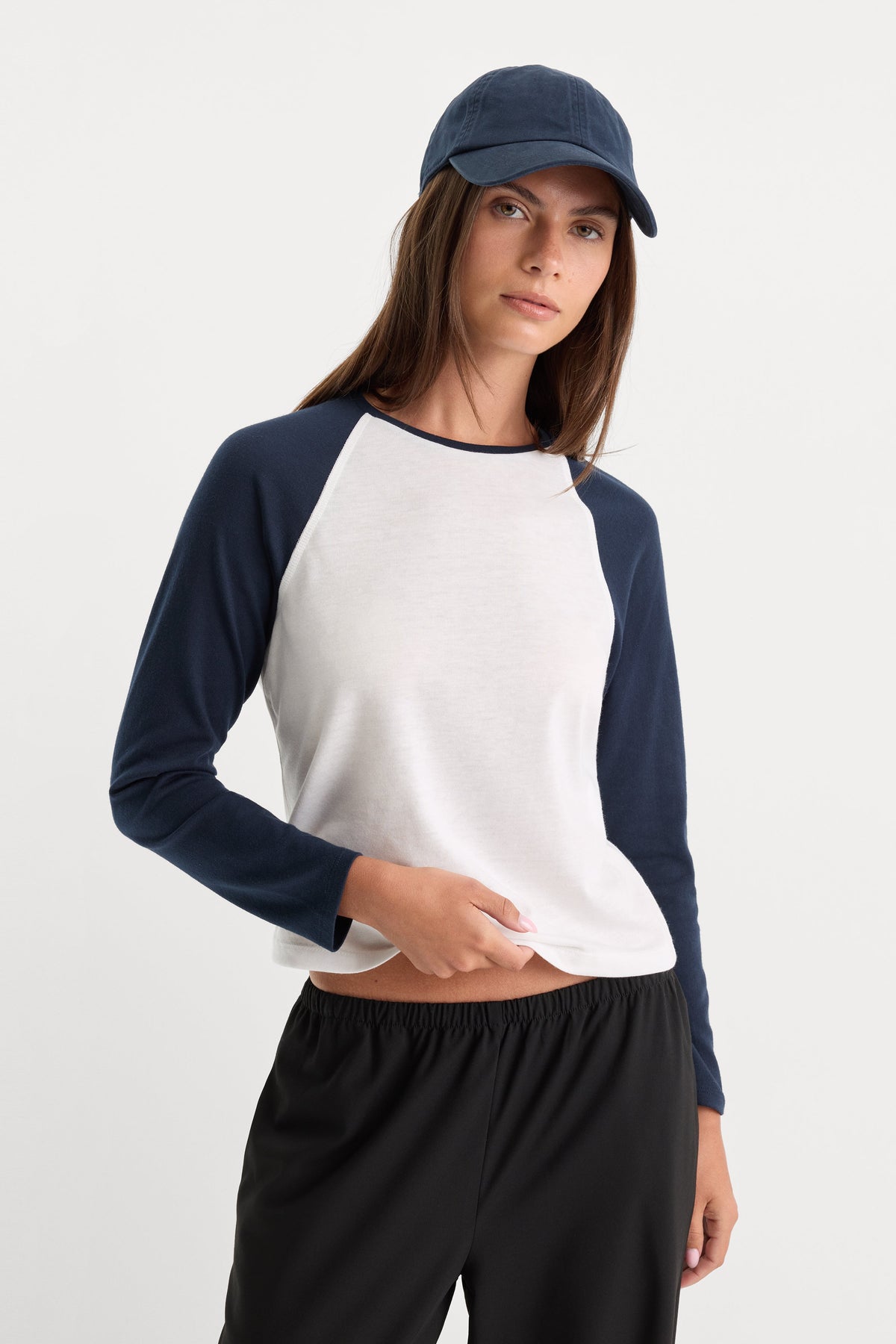 Luxury THE LONG SLEEVE RAGLAN TEE CHALK