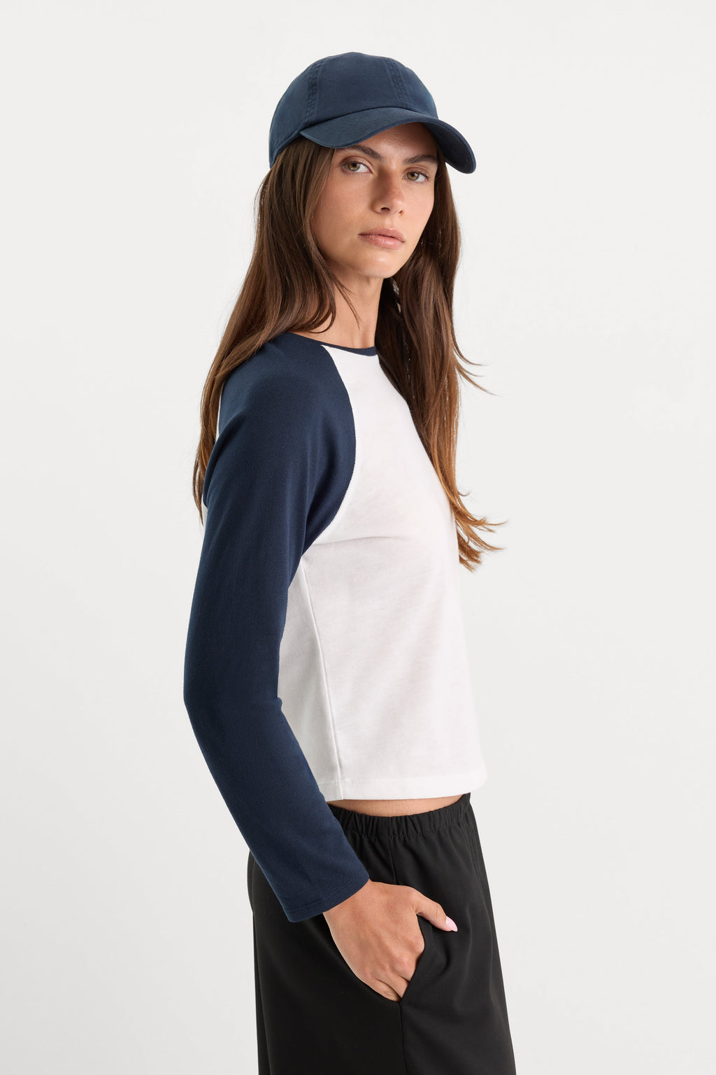 Luxury THE LONG SLEEVE RAGLAN TEE CHALK