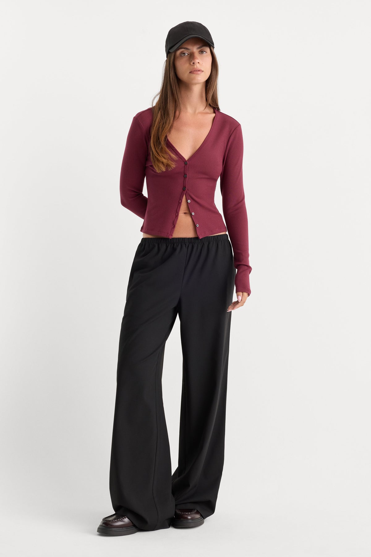 Luxury THE RIB V NECK CARDIGAN BERRY NOIR