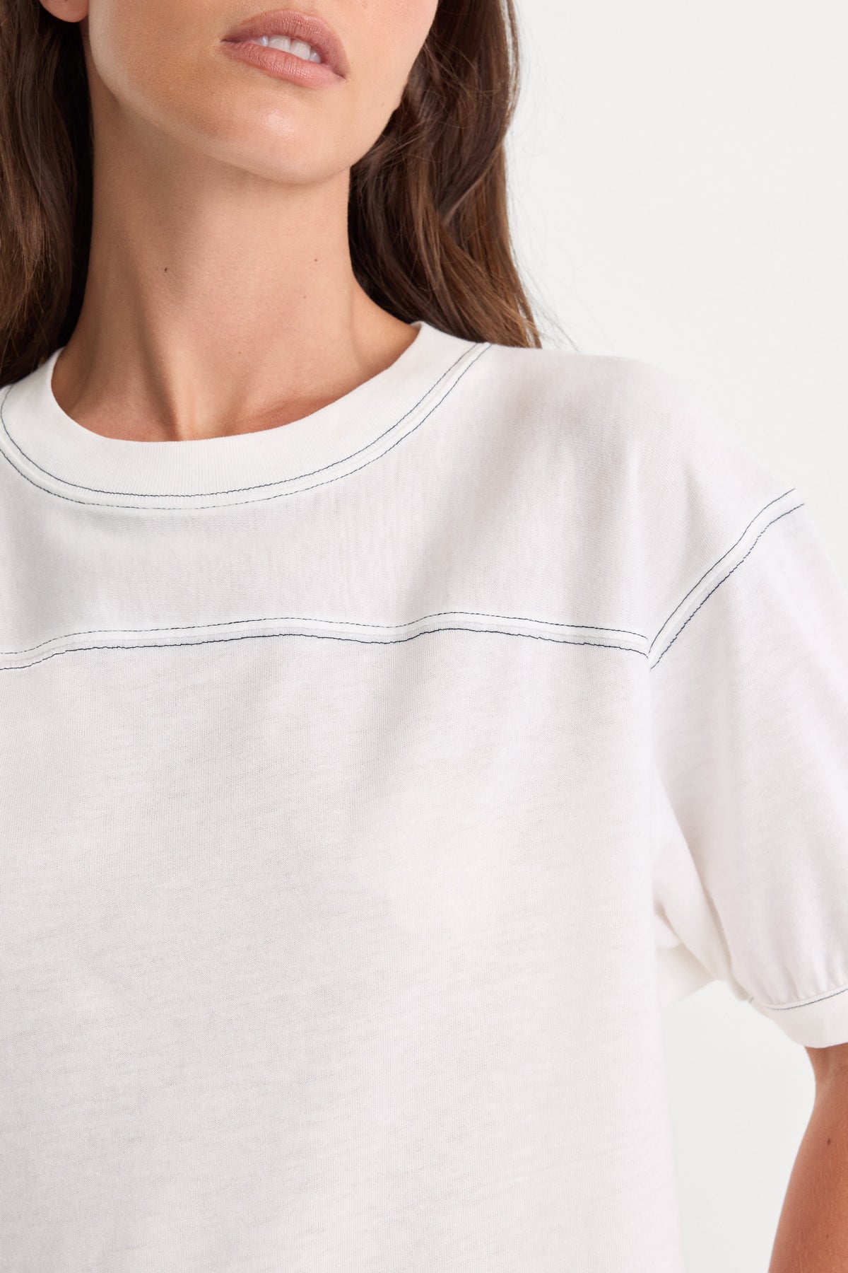 Luxury THE GYM TEE CHALK