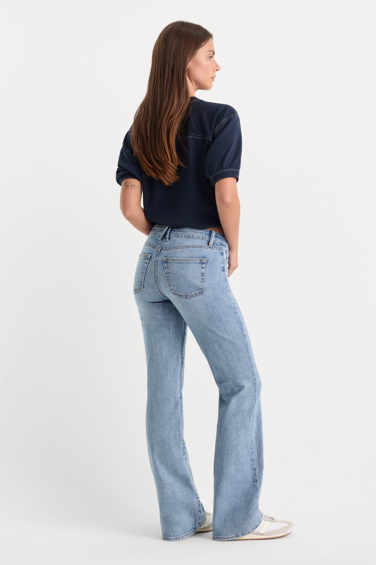 Luxury GOOD LOW RISE BOOTCUT JEANS WHISPER