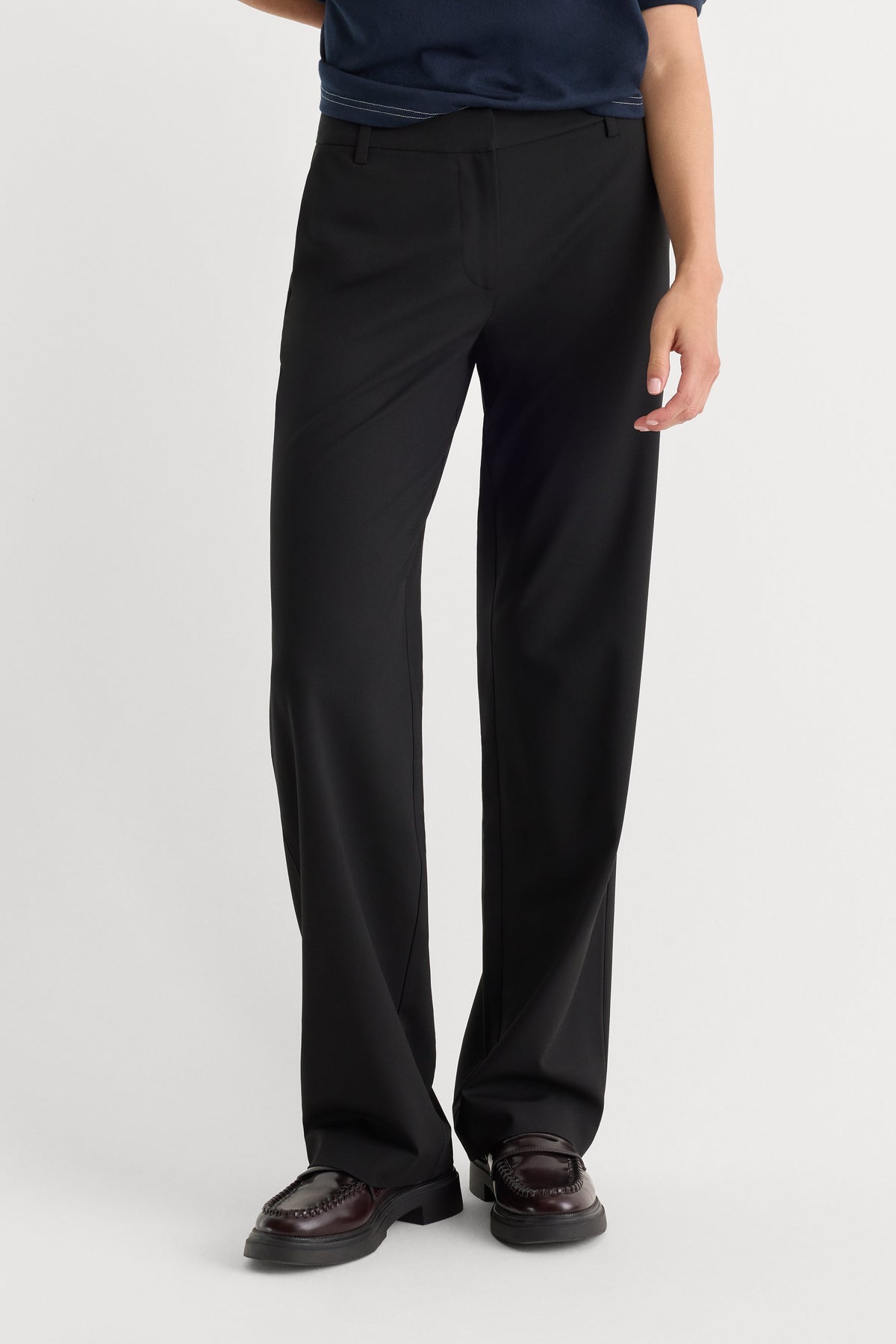 Luxury THE LOW RISE STRAIGHT LEG TROUSER BLACK001