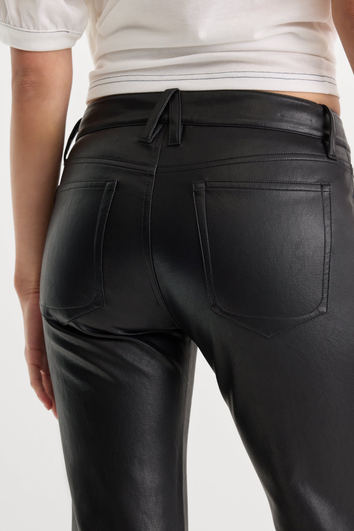 Luxury BETTER THAN LEATHER LOW RISE BOOTCUT BLACK001