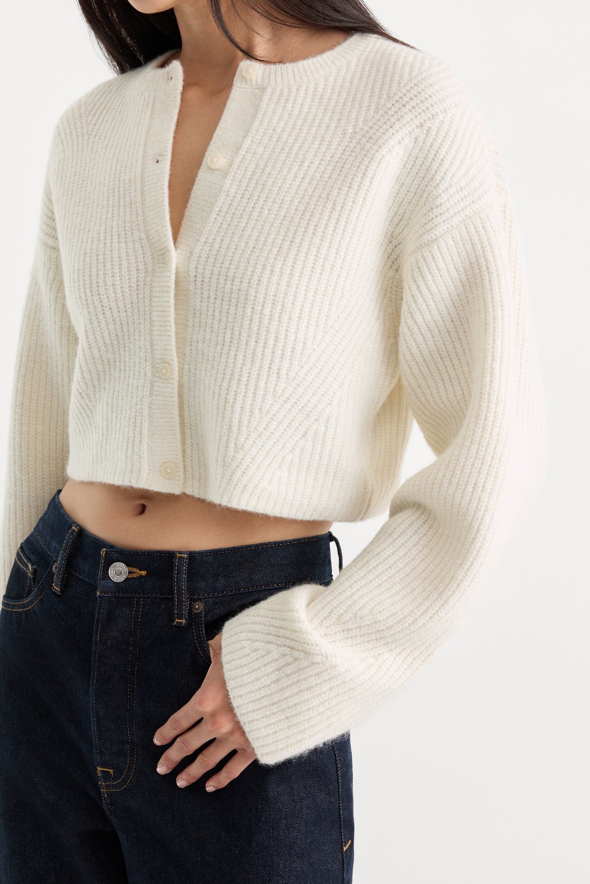 Luxury THE CHUNKY KNIT CARDIGAN CHALK