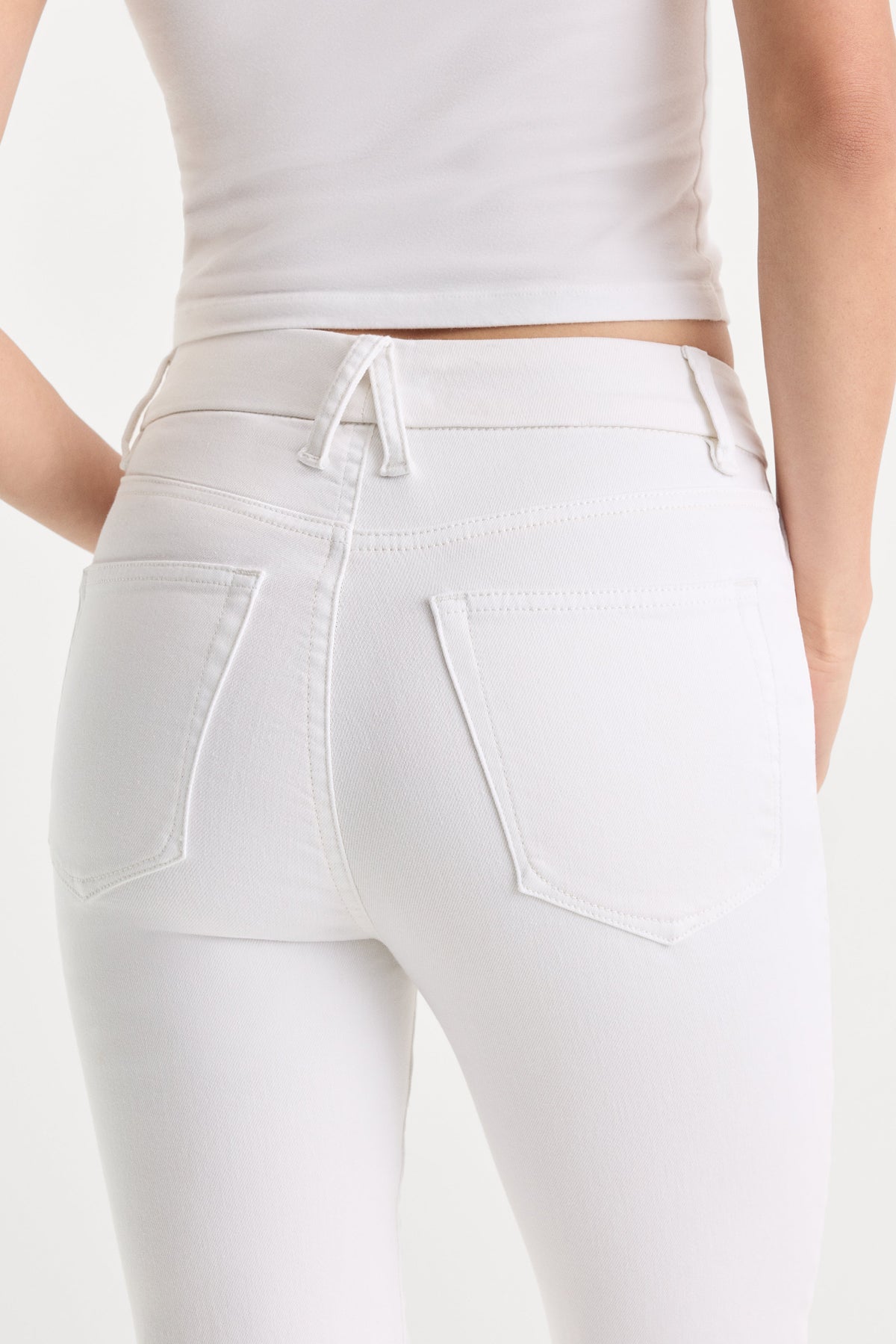Luxury ALWAYS FITS GOOD LEGS STRAIGHT JEANS WHITE001
