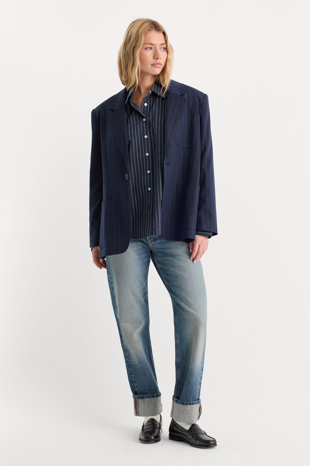 Luxury THE OVERSIZED BLAZER NAVY PINSTRIPE