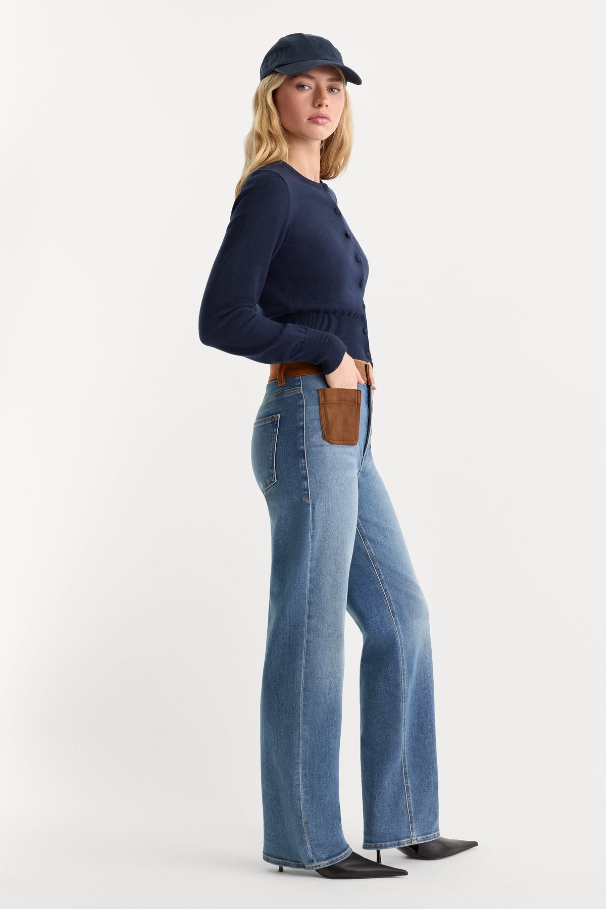 Luxury GOOD PETITE TRUE STRAIGHT JEANS CREST
