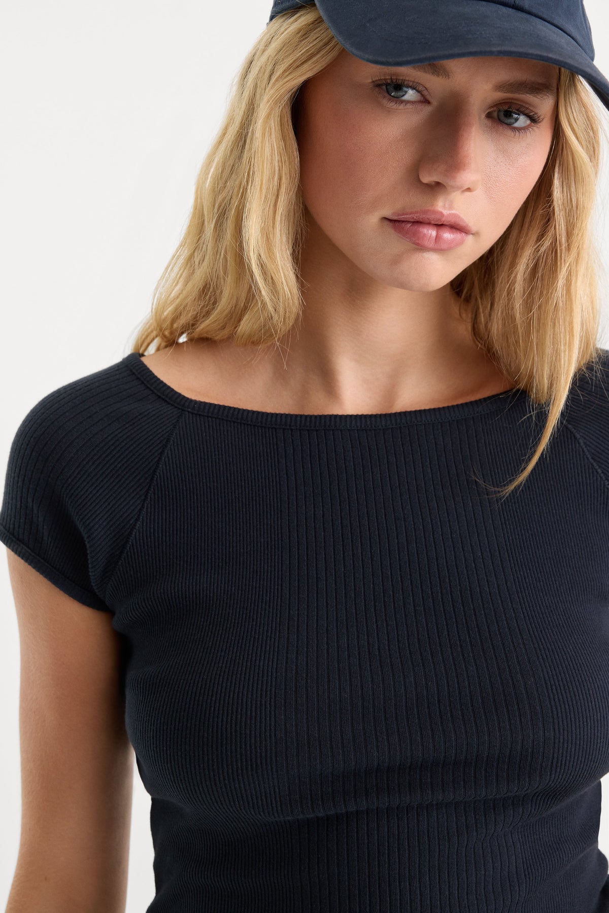 Luxury THE VARIEGATED RIB TOP NEW NAVY002
